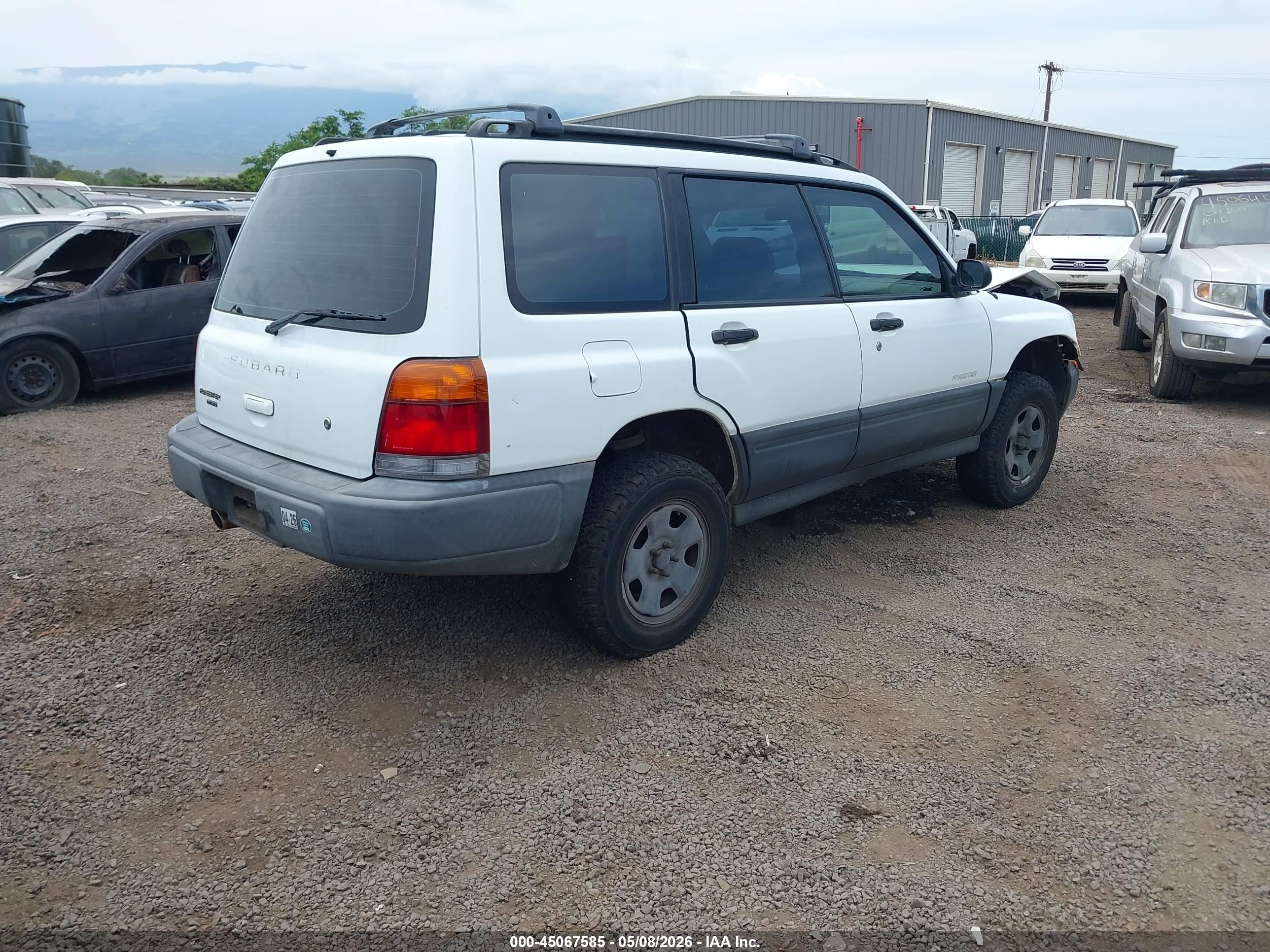2000 Subaru Forester L White vin: JF1SF6354YH726190