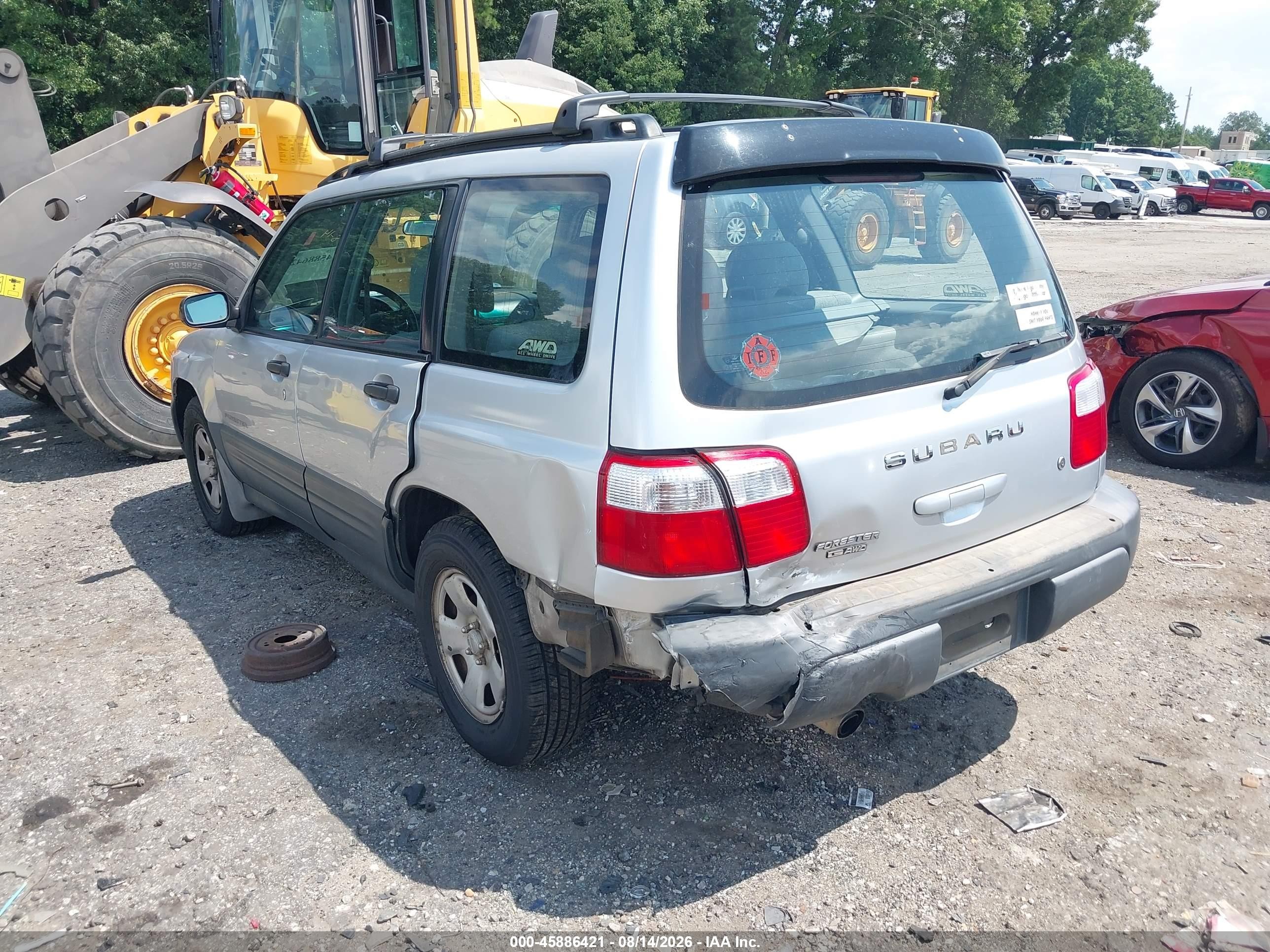 2002 Subaru Forester L Silver vin: JF1SF63552H718266