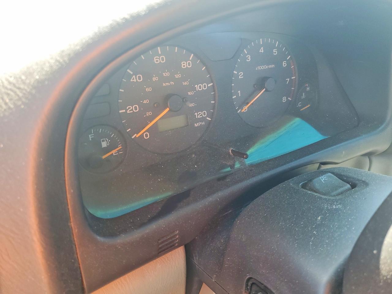 1999 Subaru Forester L White vin: JF1SF6355XH718548