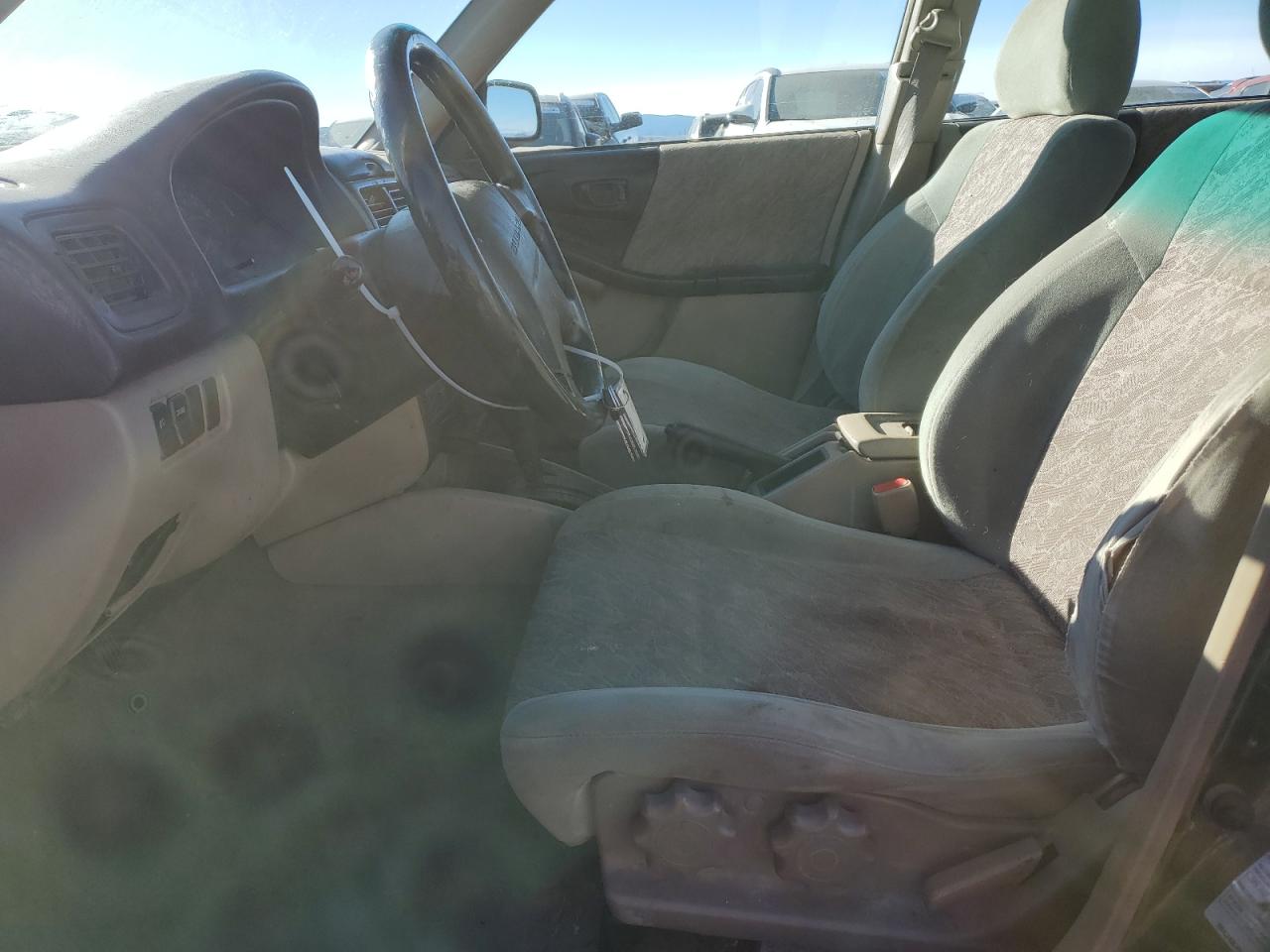 2002 Subaru Forester L Green vin: JF1SF63562H748361