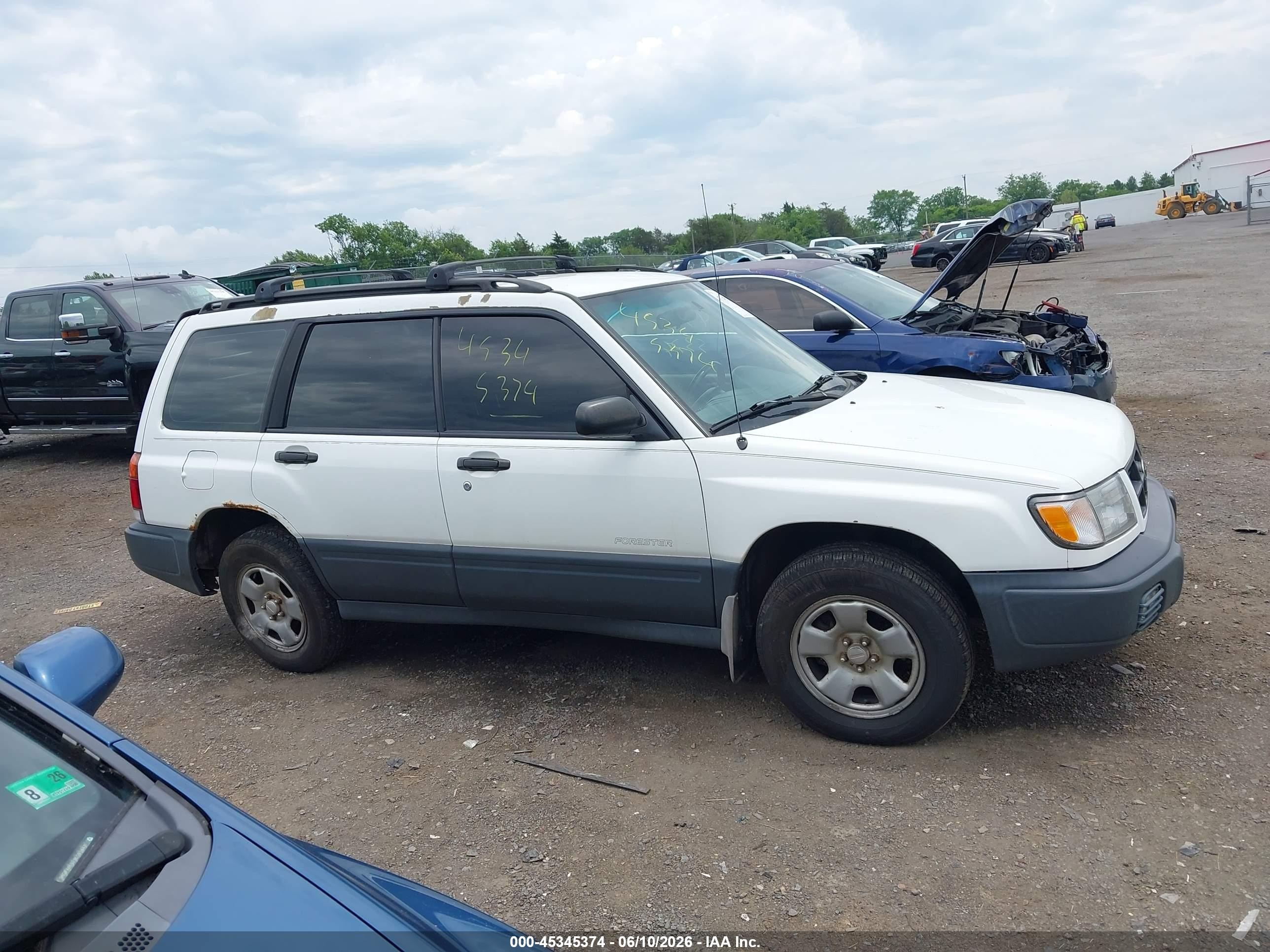 1998 Subaru Forester L Белый vin: JF1SF6356WH706715