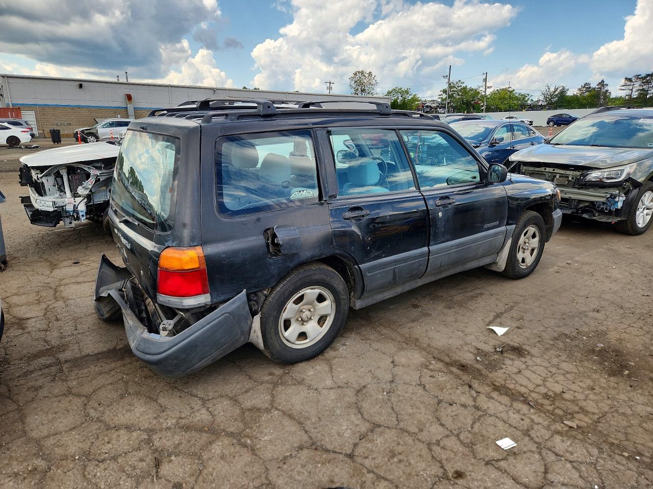 1998 Subaru Forester L Black vin: JF1SF6356WH772973