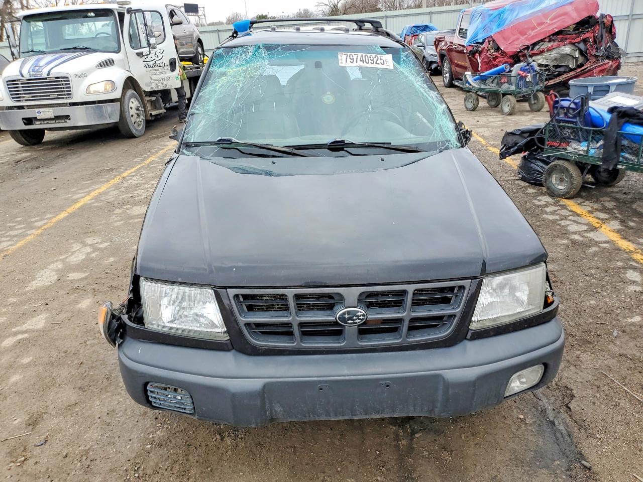 1999 Subaru Forester L Black vin: JF1SF6356XG710741