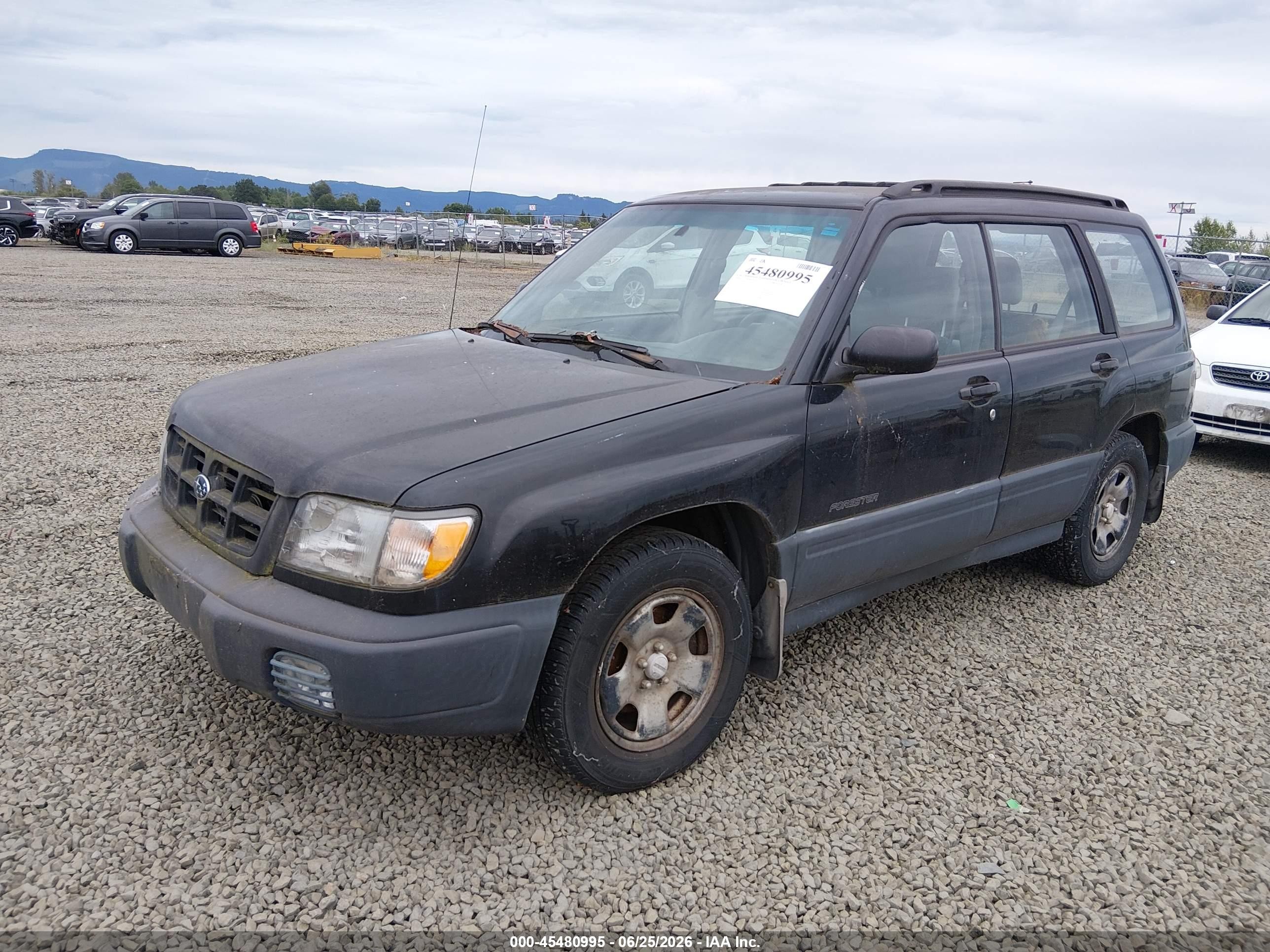 1999 Subaru Forester L Black vin: JF1SF6356XG741021