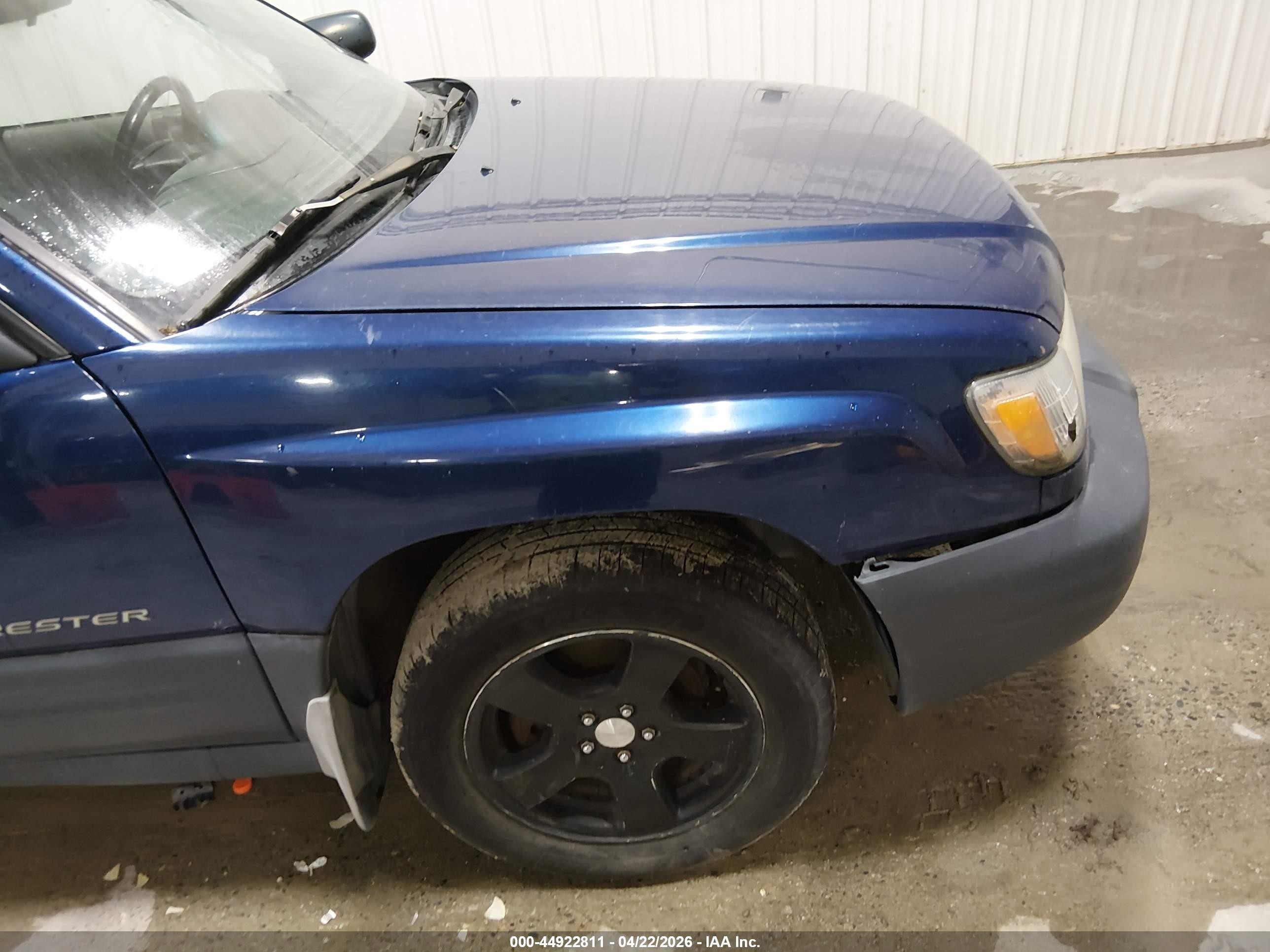 2001 Subaru Forester L Blue vin: JF1SF63571G768073