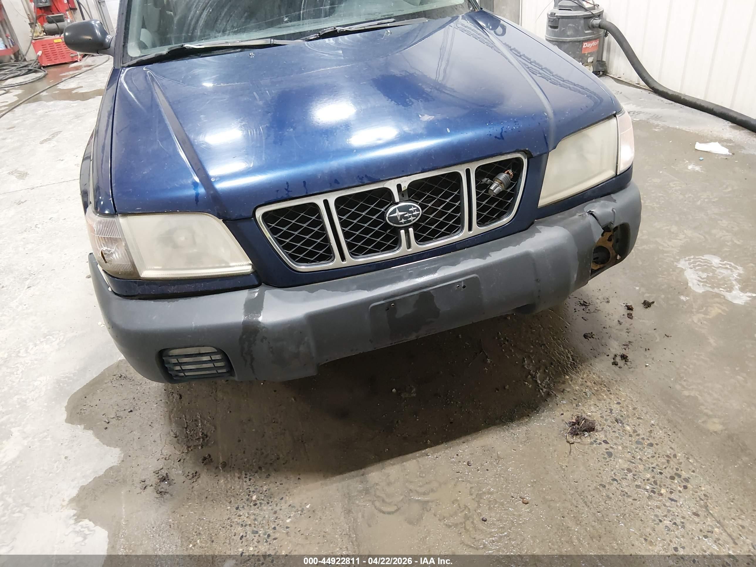 2001 Subaru Forester L Blue vin: JF1SF63571G768073