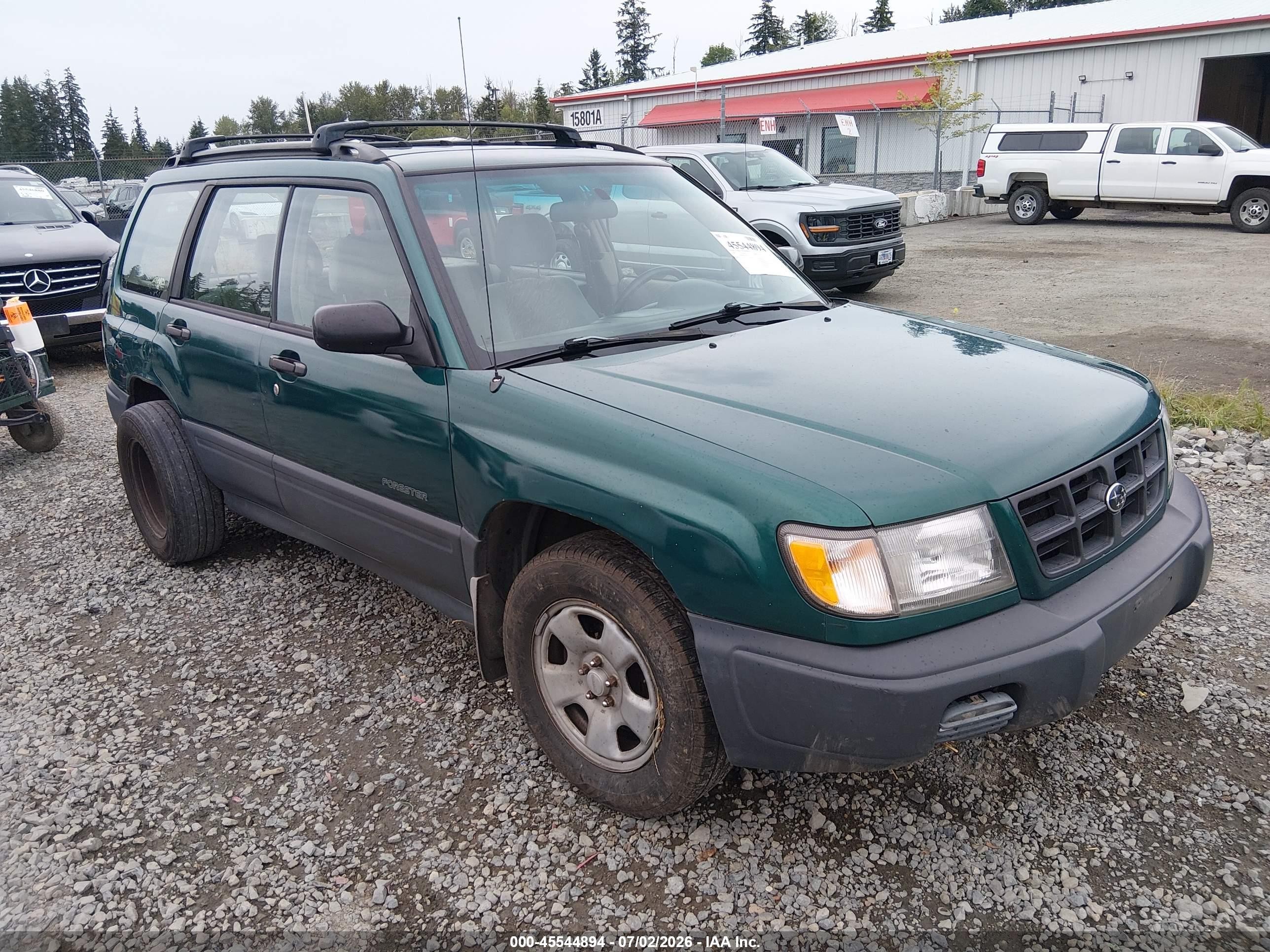 1998 Subaru Forester L Зеленый vin: JF1SF6357WH763666