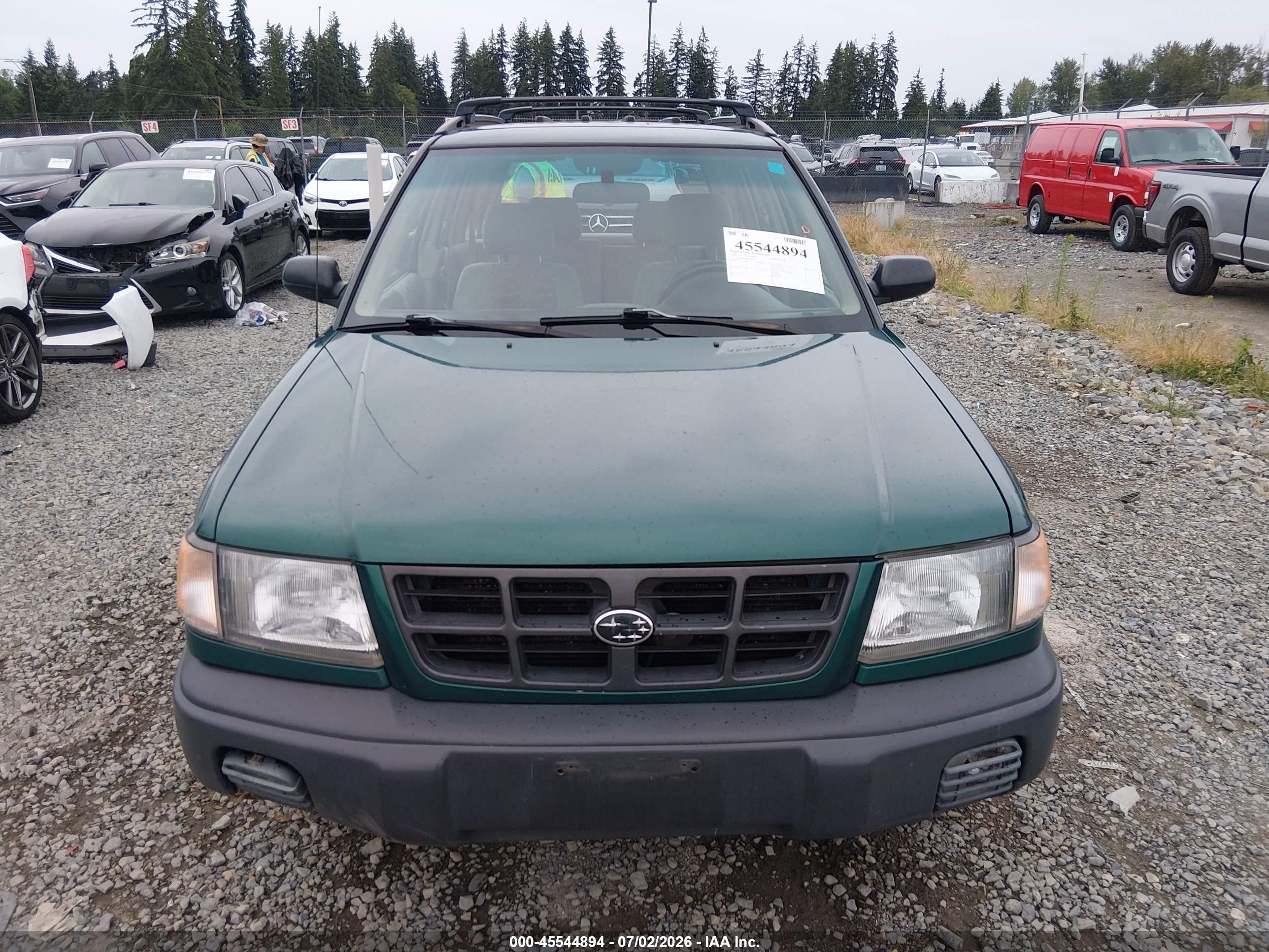 1998 Subaru Forester L Зеленый vin: JF1SF6357WH763666