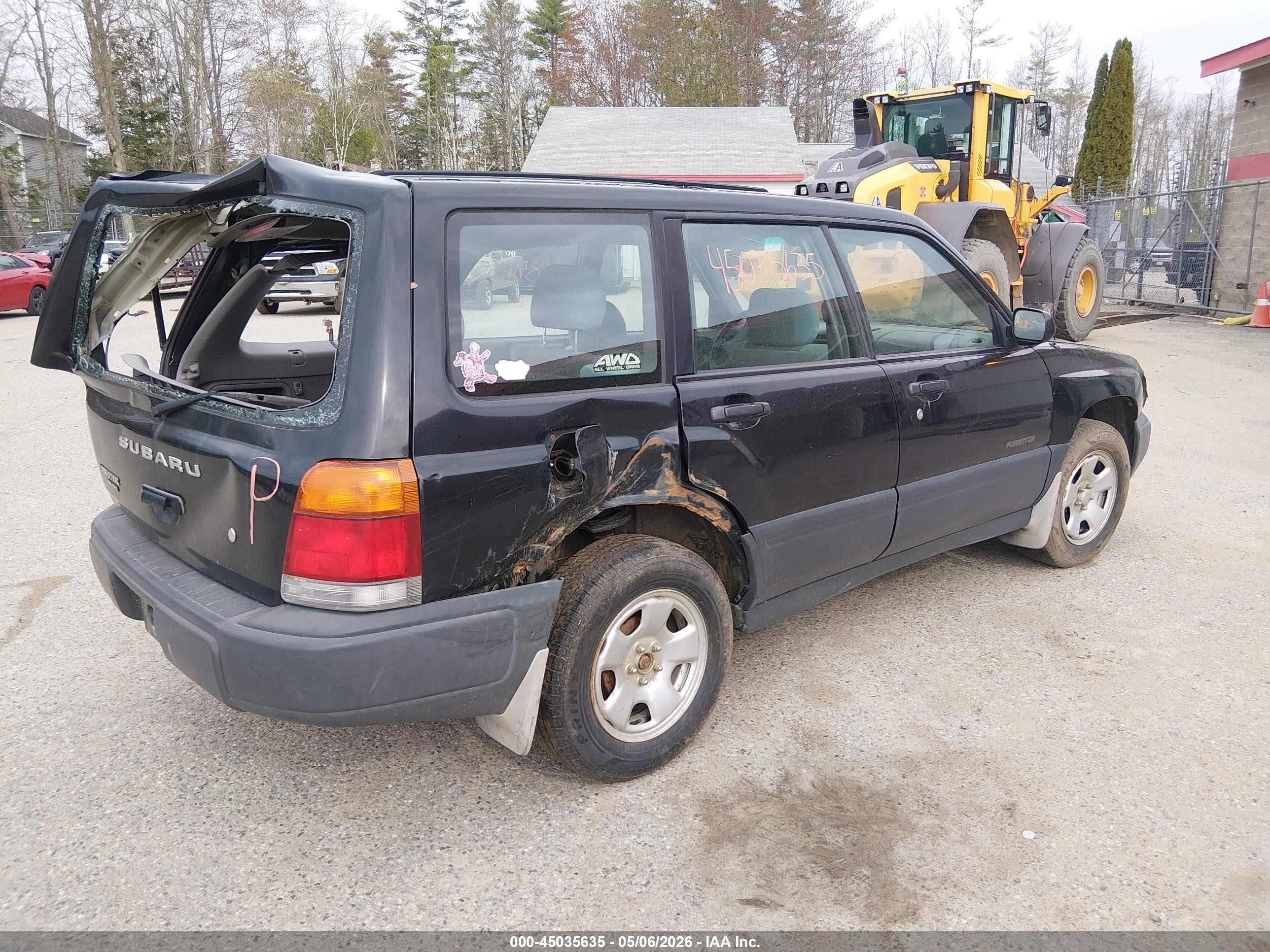 1999 Subaru Forester L Black vin: JF1SF6357XH744844