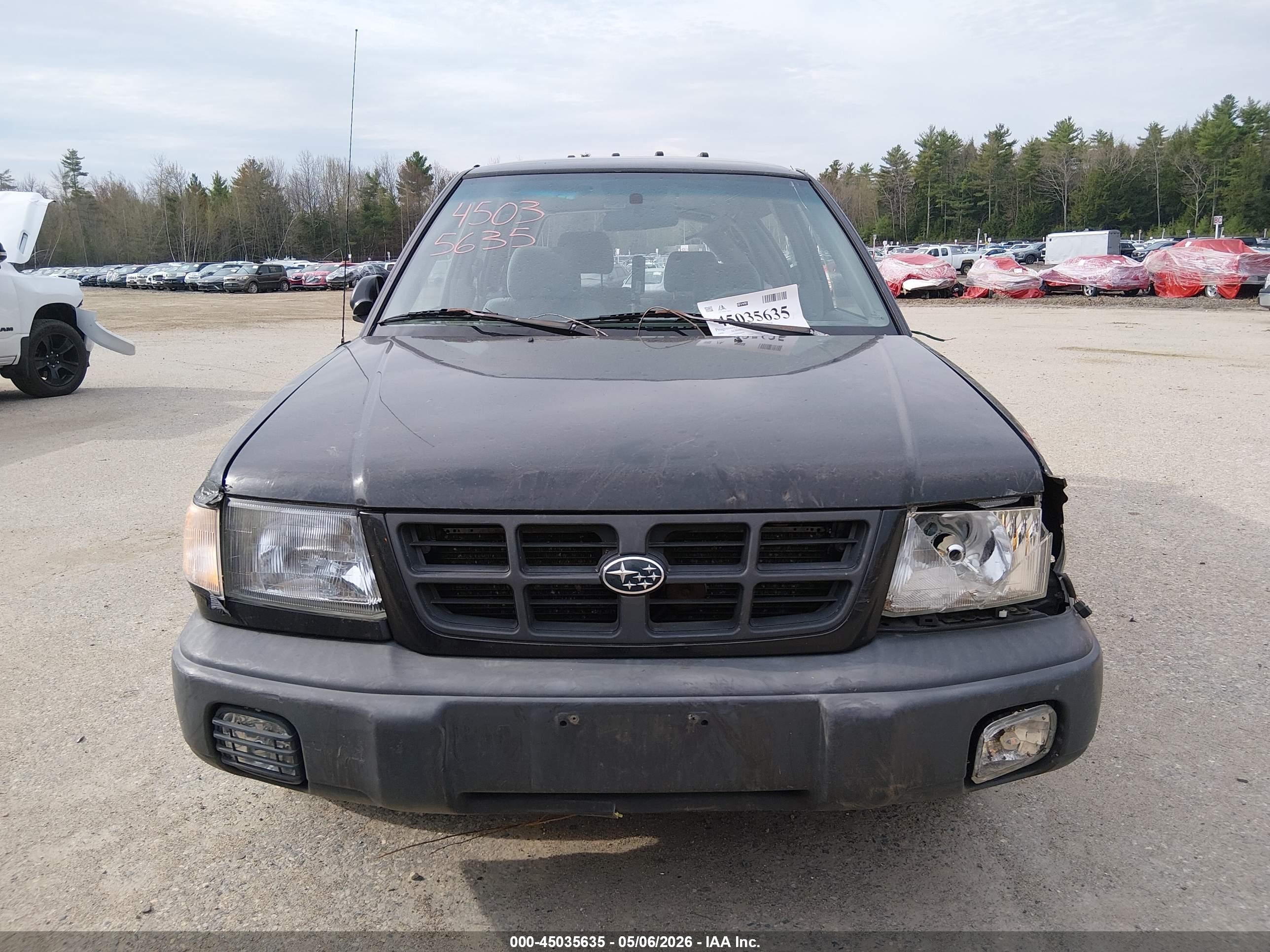 1999 Subaru Forester L Black vin: JF1SF6357XH744844