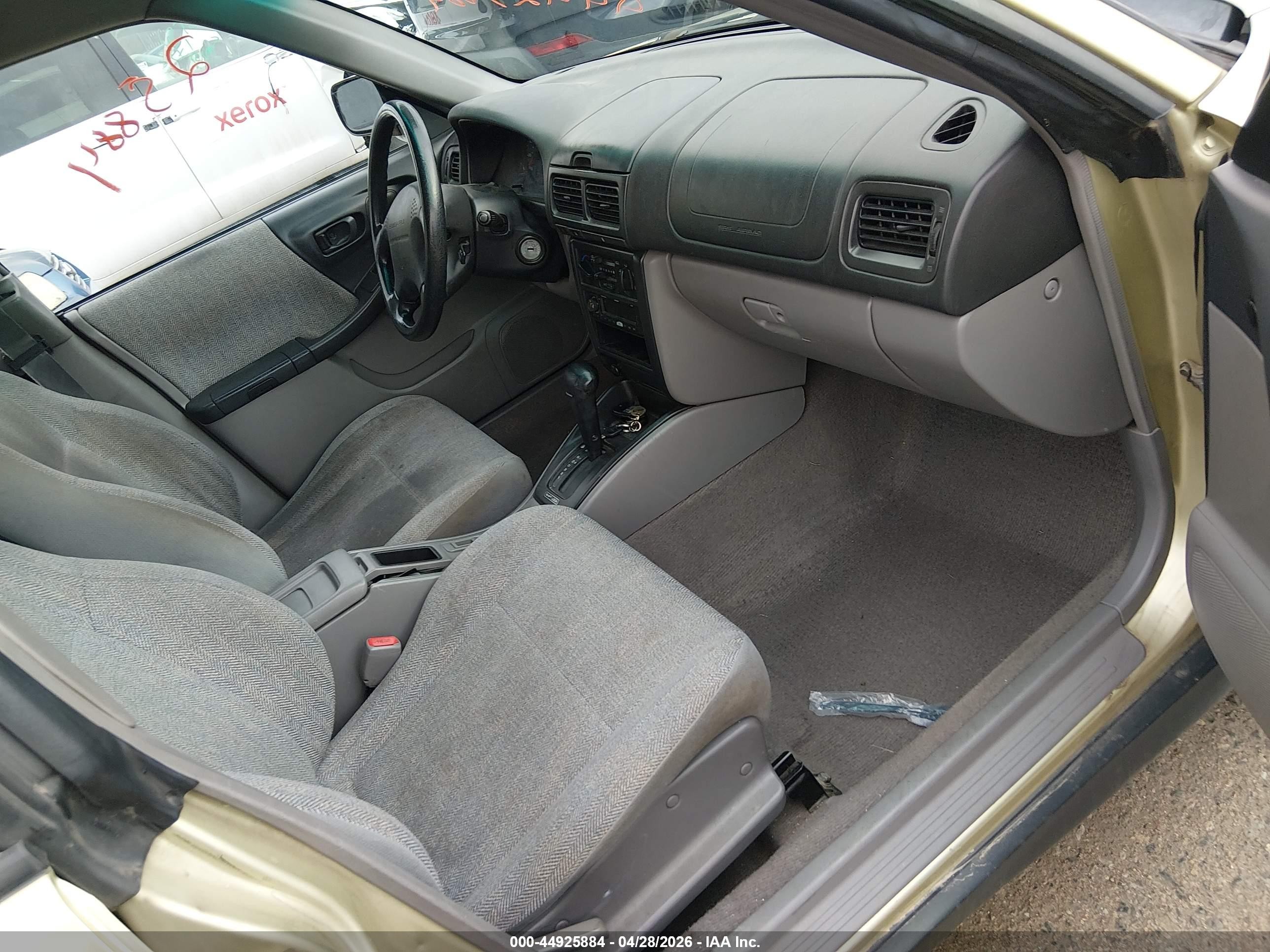2001 Subaru Forester L Green vin: JF1SF63581H711245