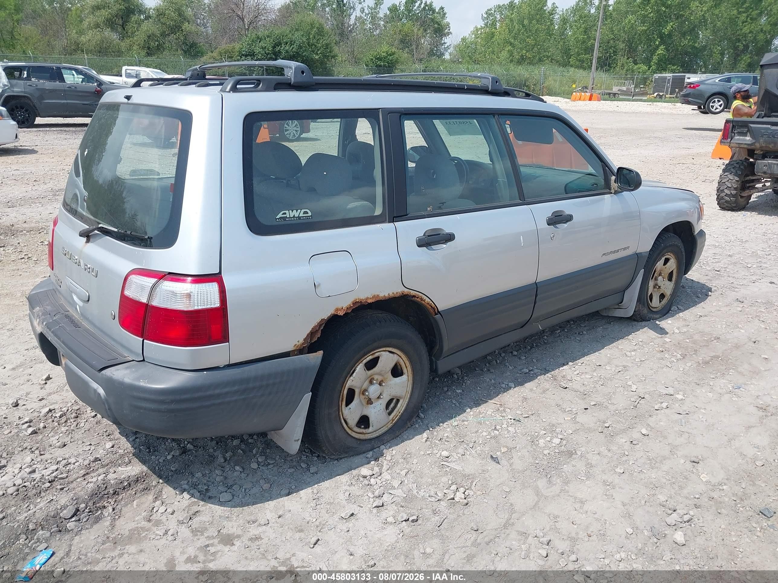 2002 Subaru Forester L Silver vin: JF1SF63582H719248
