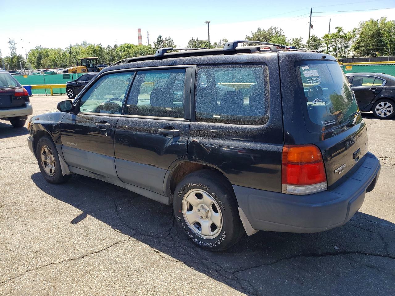 2000 Subaru Forester L Black vin: JF1SF6358YG719474