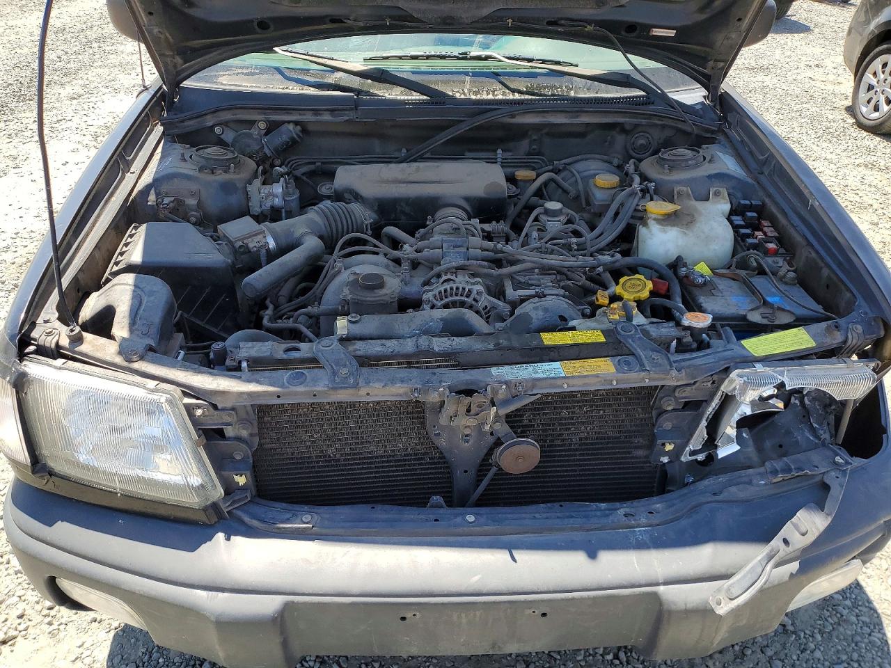 1998 Subaru Forester L Black vin: JF1SF6359WG781561