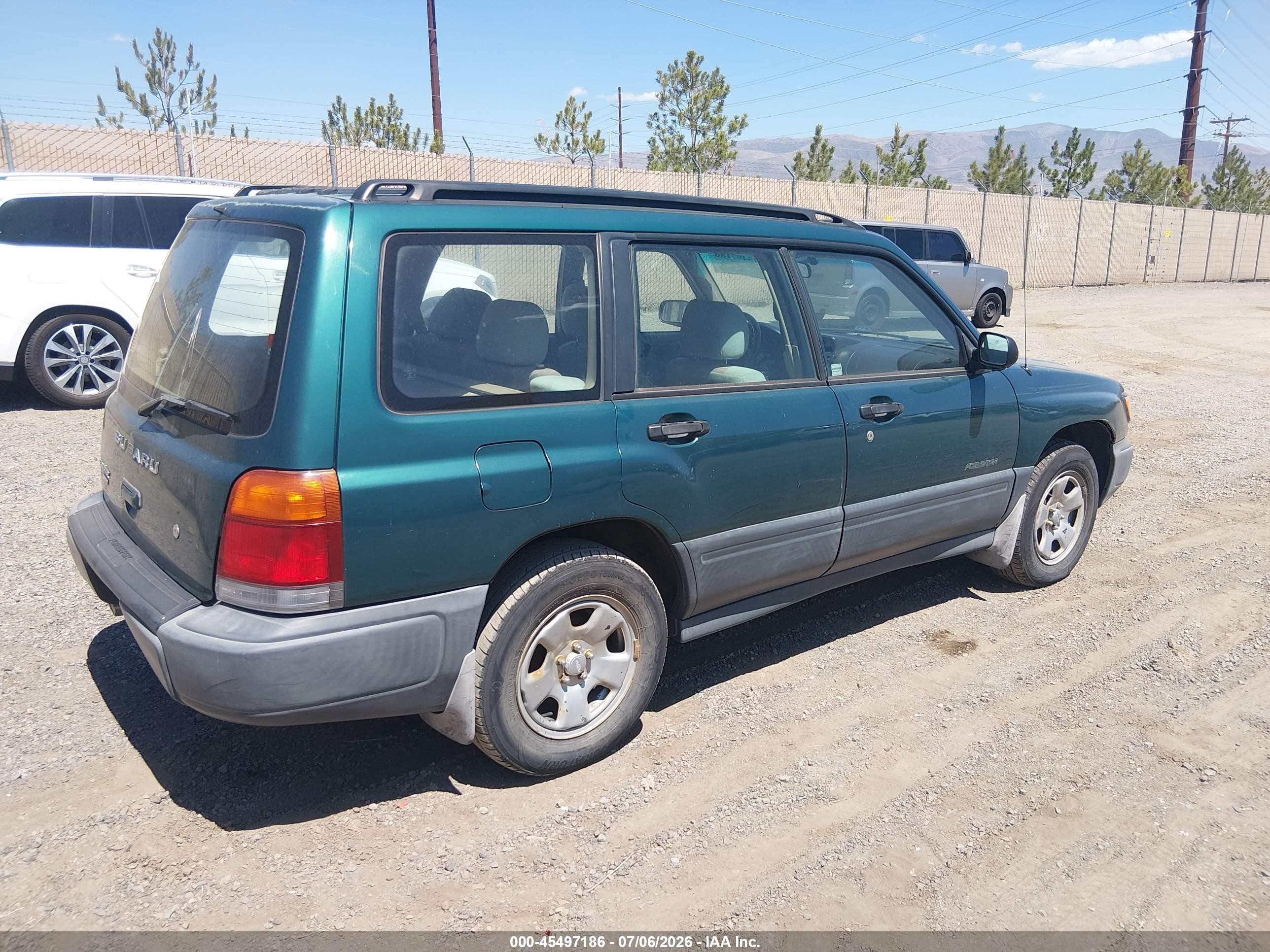 1998 Subaru Forester L Green vin: JF1SF6359WH710922