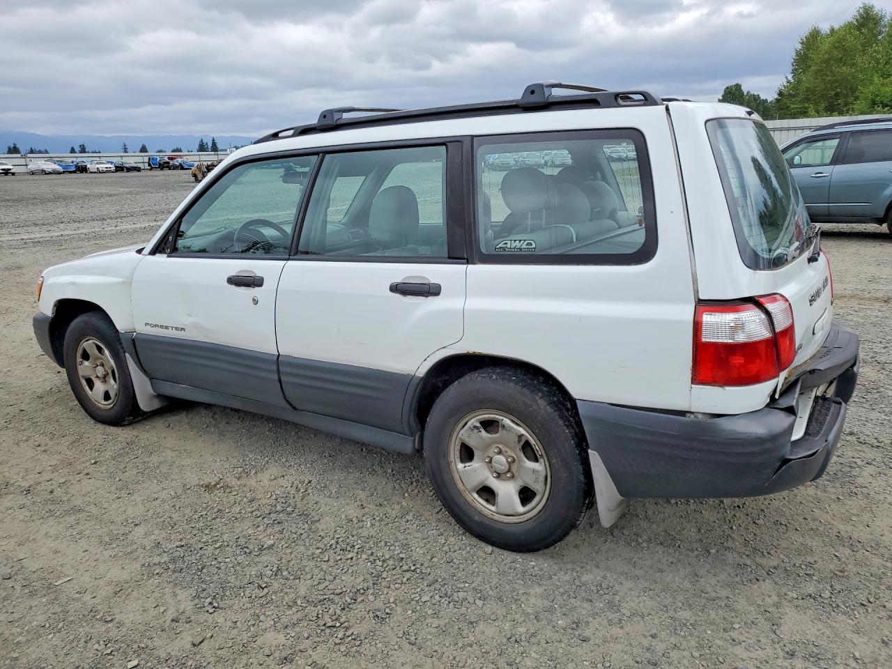 2001 Subaru Forester L White vin: JF1SF635X1H768224