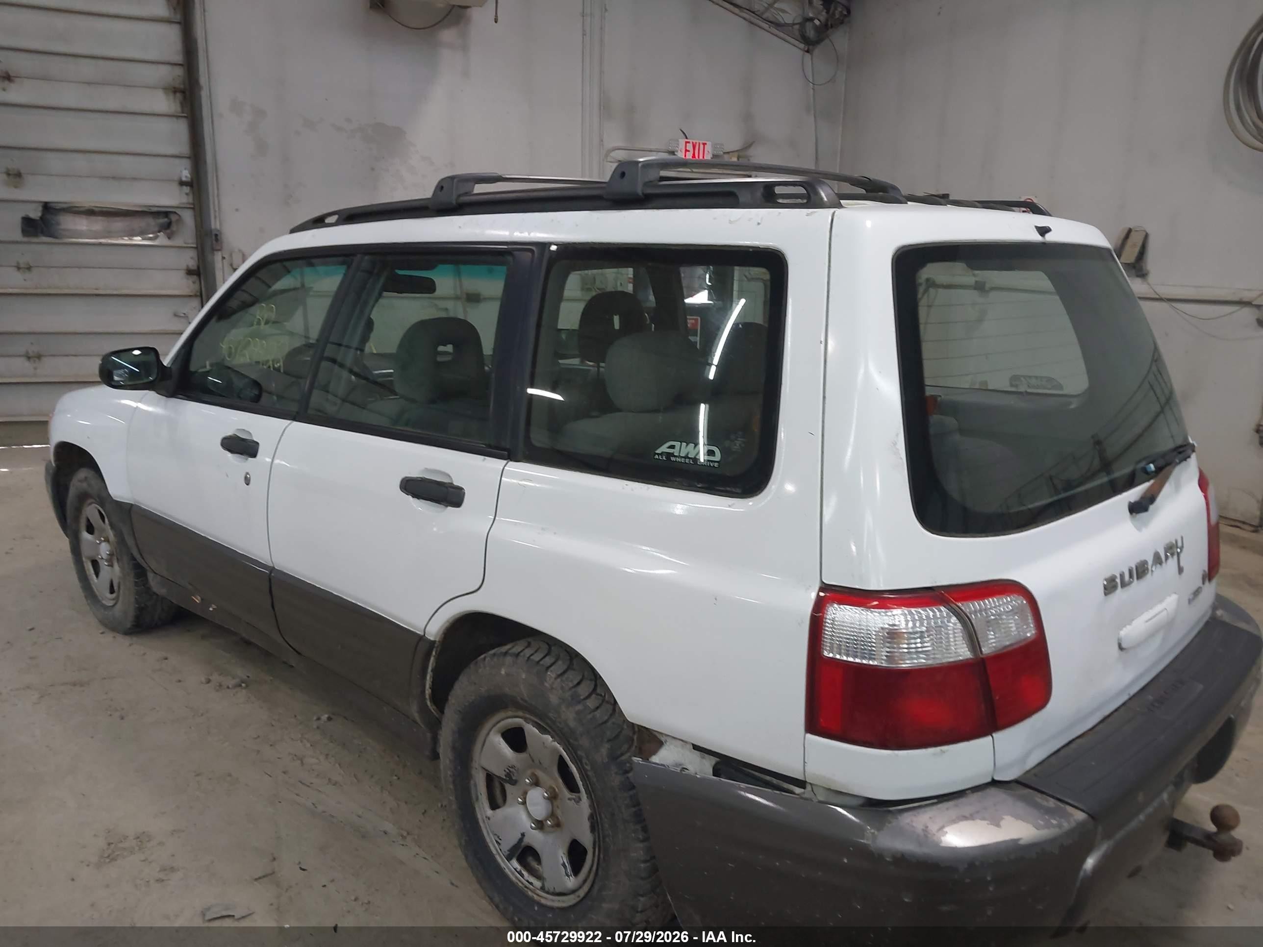 2002 Subaru Forester L White vin: JF1SF635X2H701124