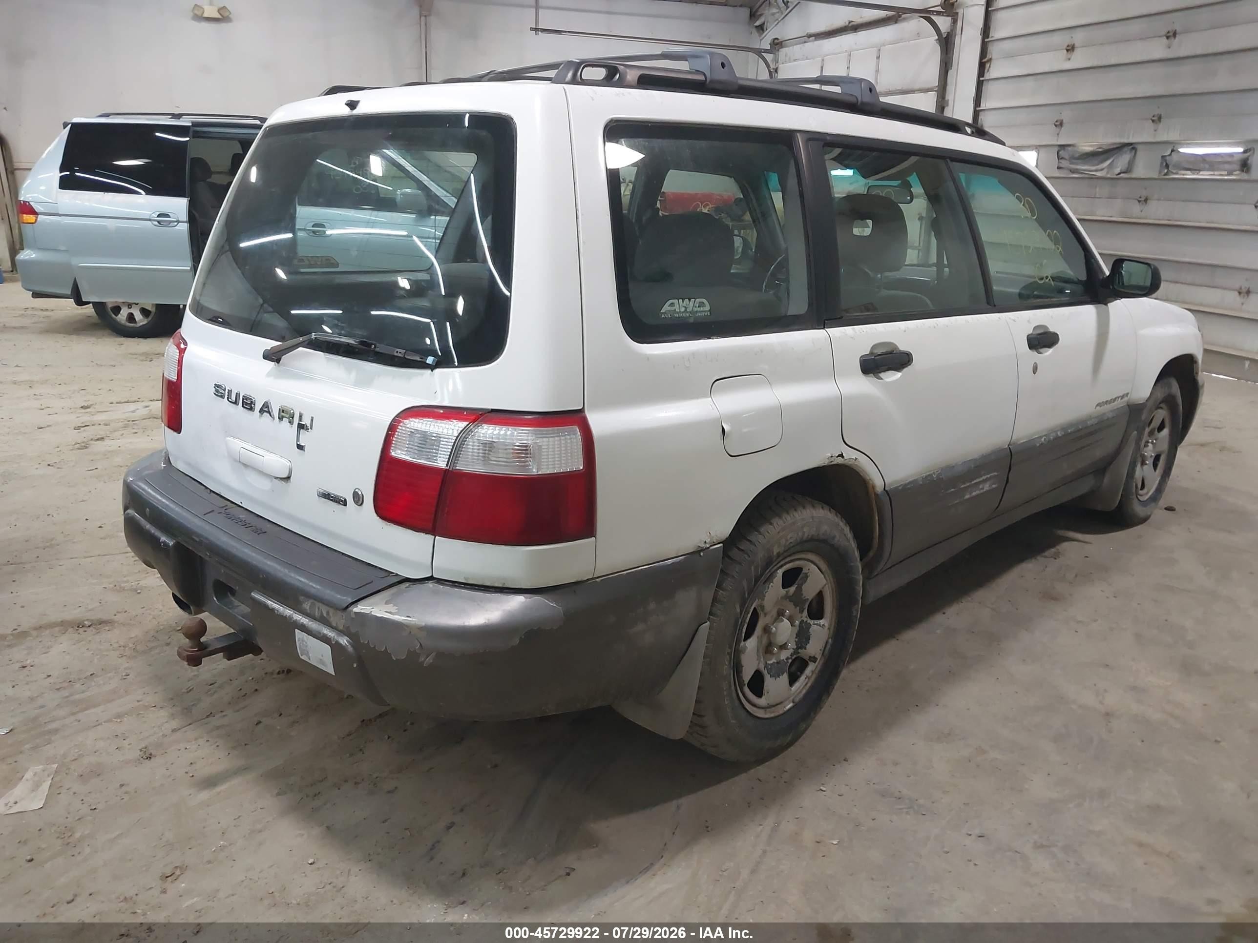 2002 Subaru Forester L White vin: JF1SF635X2H701124