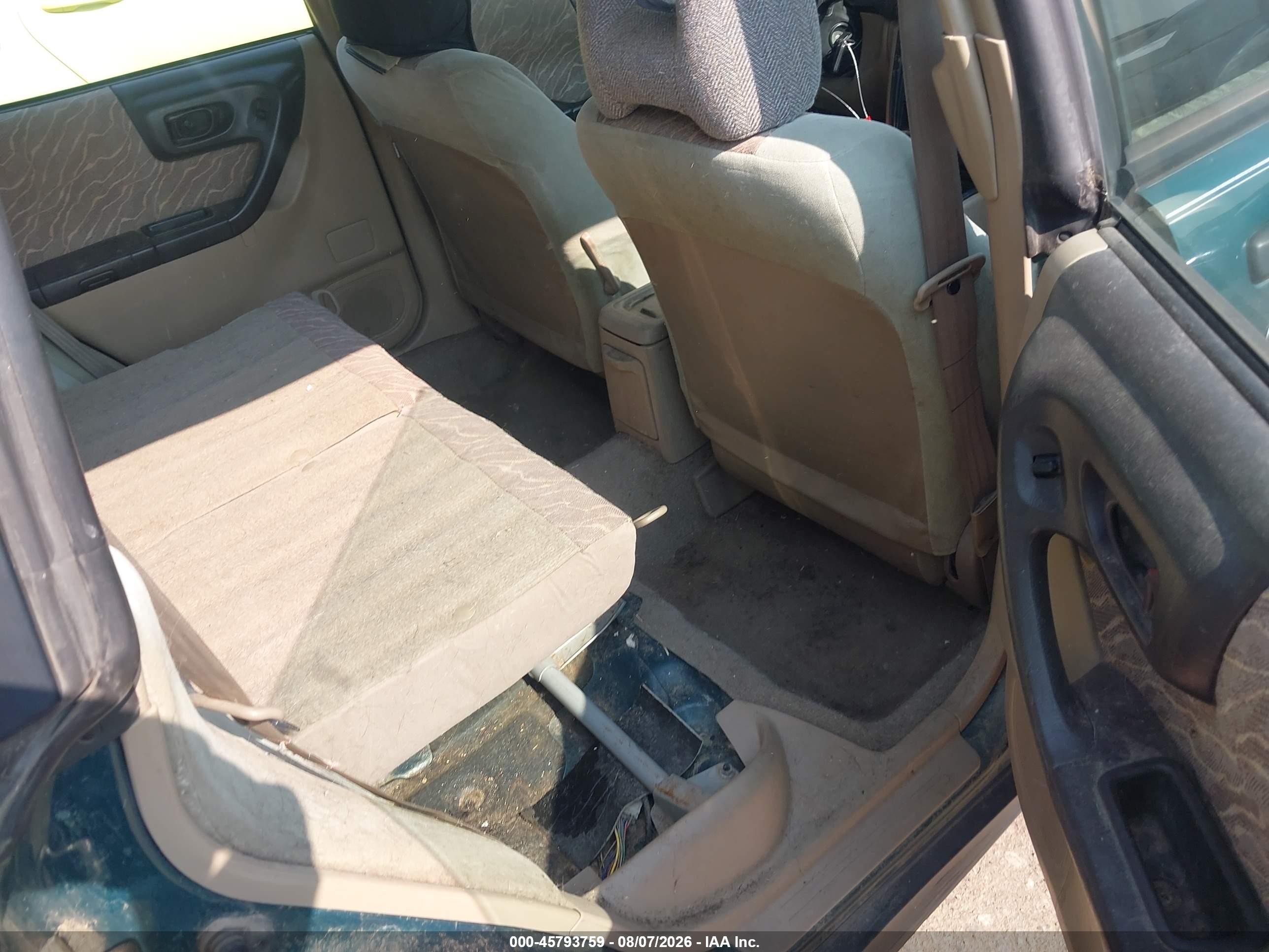 1998 Subaru Forester L Green vin: JF1SF635XWH783524