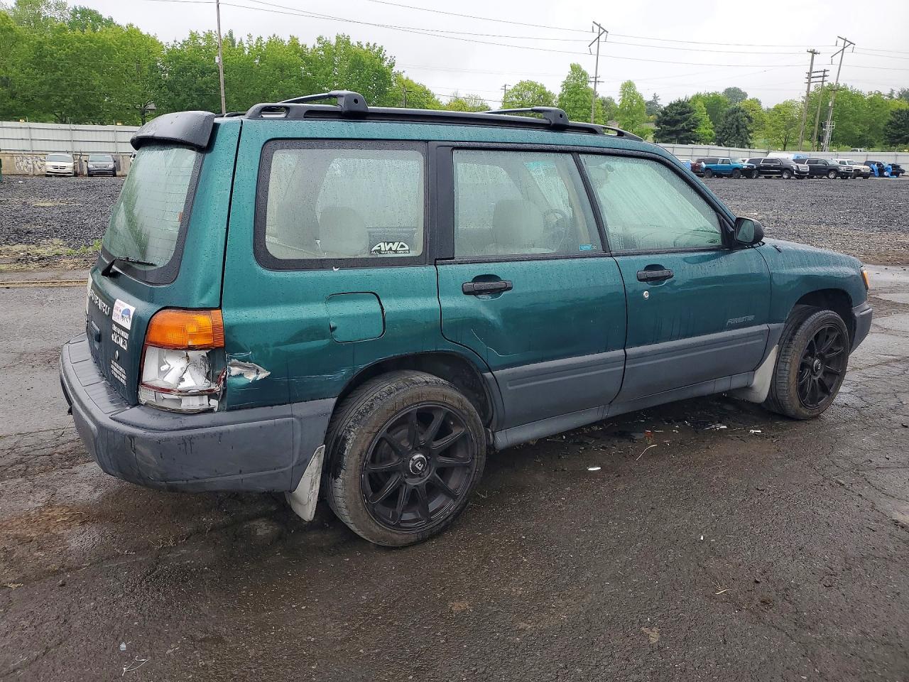 1999 Subaru Forester L Green vin: JF1SF635XXH746149