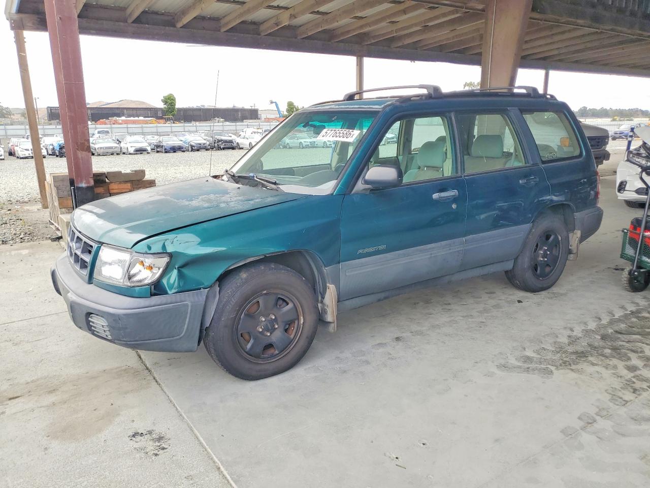 1999 Subaru Forester L Green vin: JF1SF635XXH747527