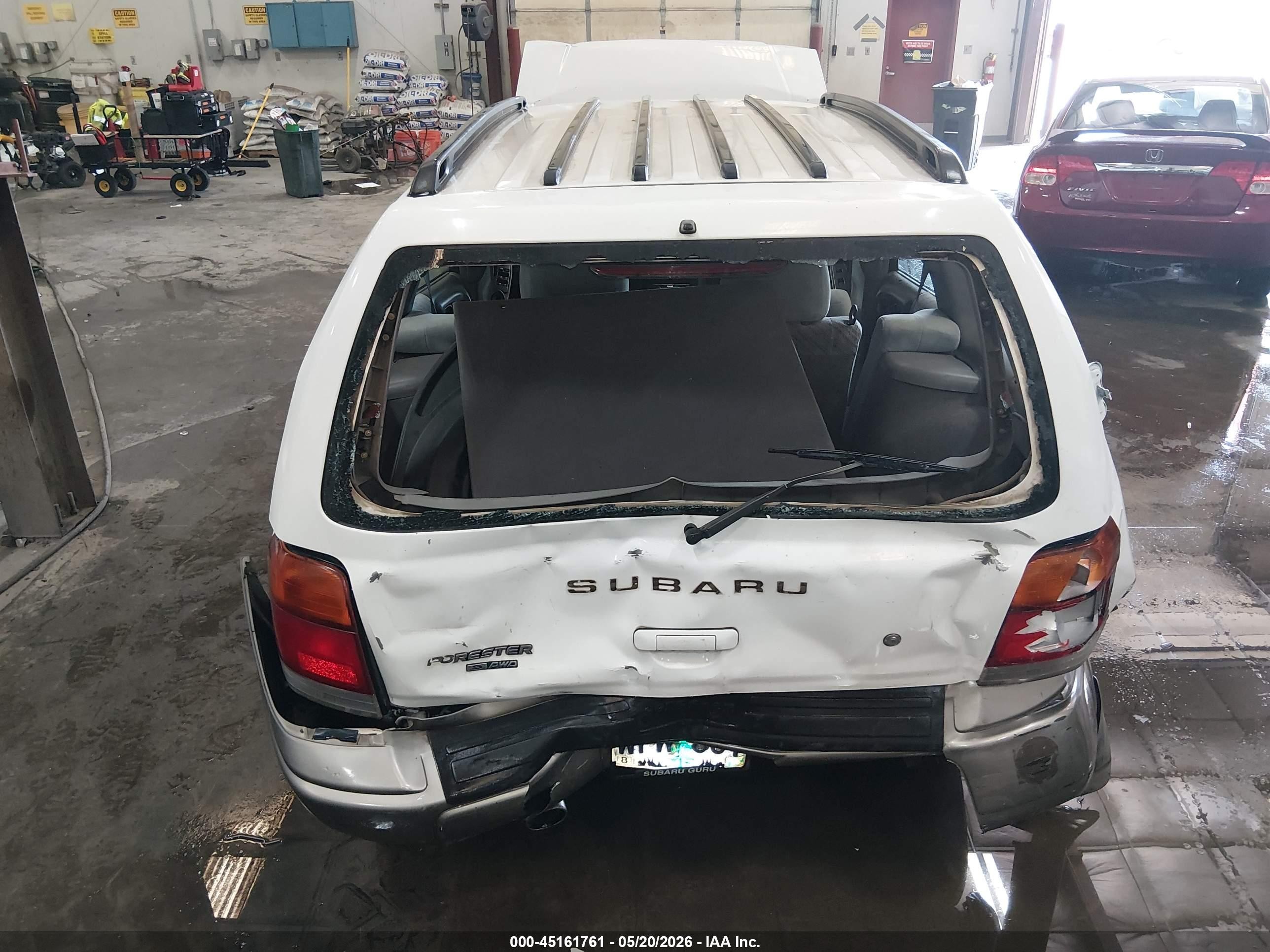 1998 Subaru Forester S Белый vin: JF1SF6552WG779888