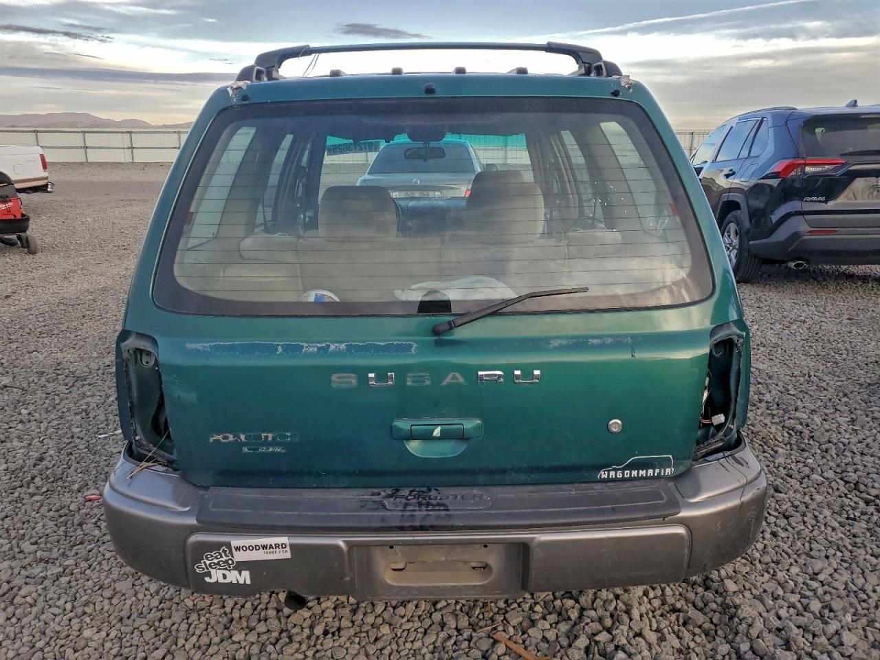 1999 Subaru Forester S Green vin: JF1SF6552XH715880