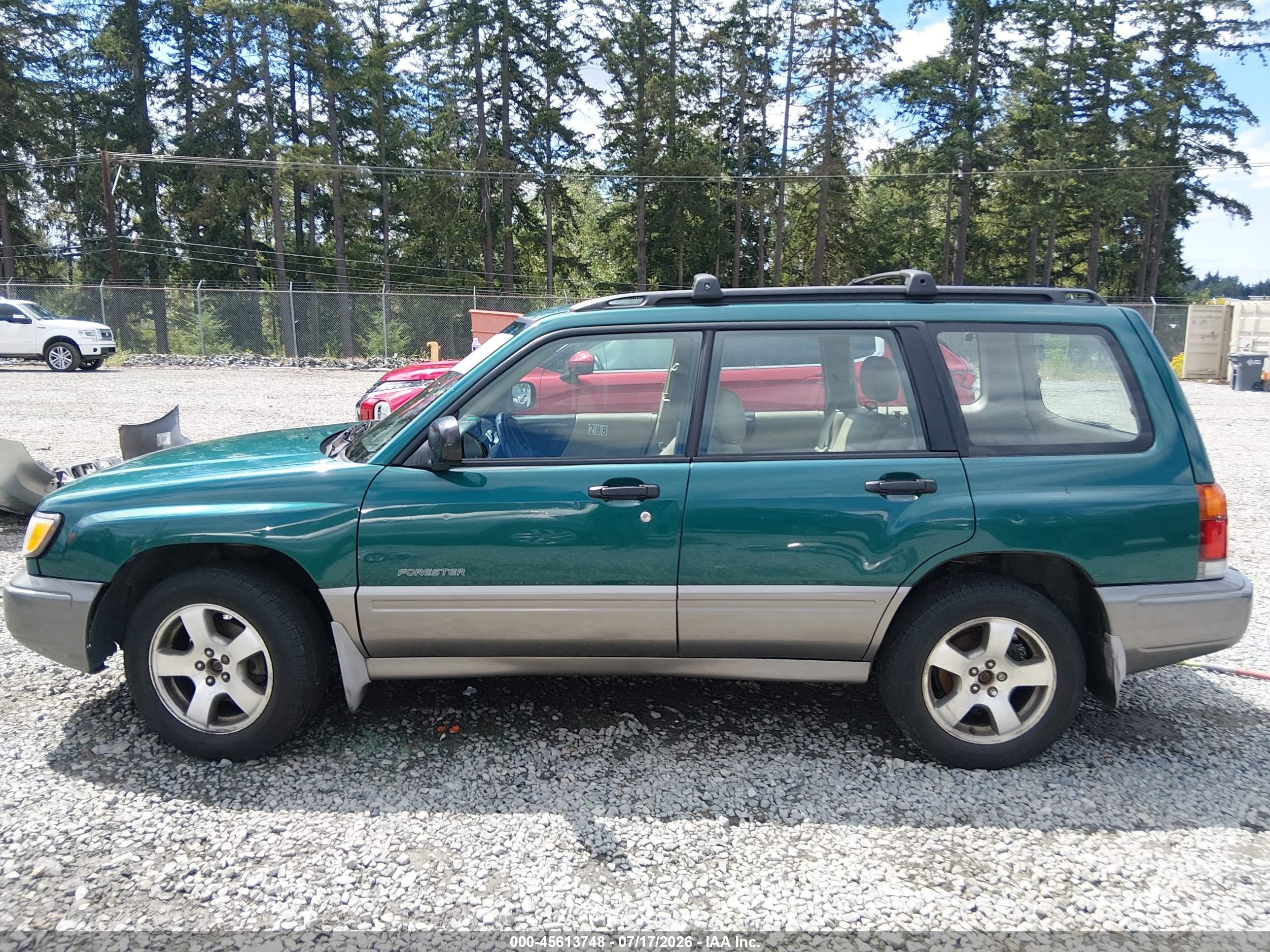 1999 Subaru Forester S Green vin: JF1SF6553XH711806