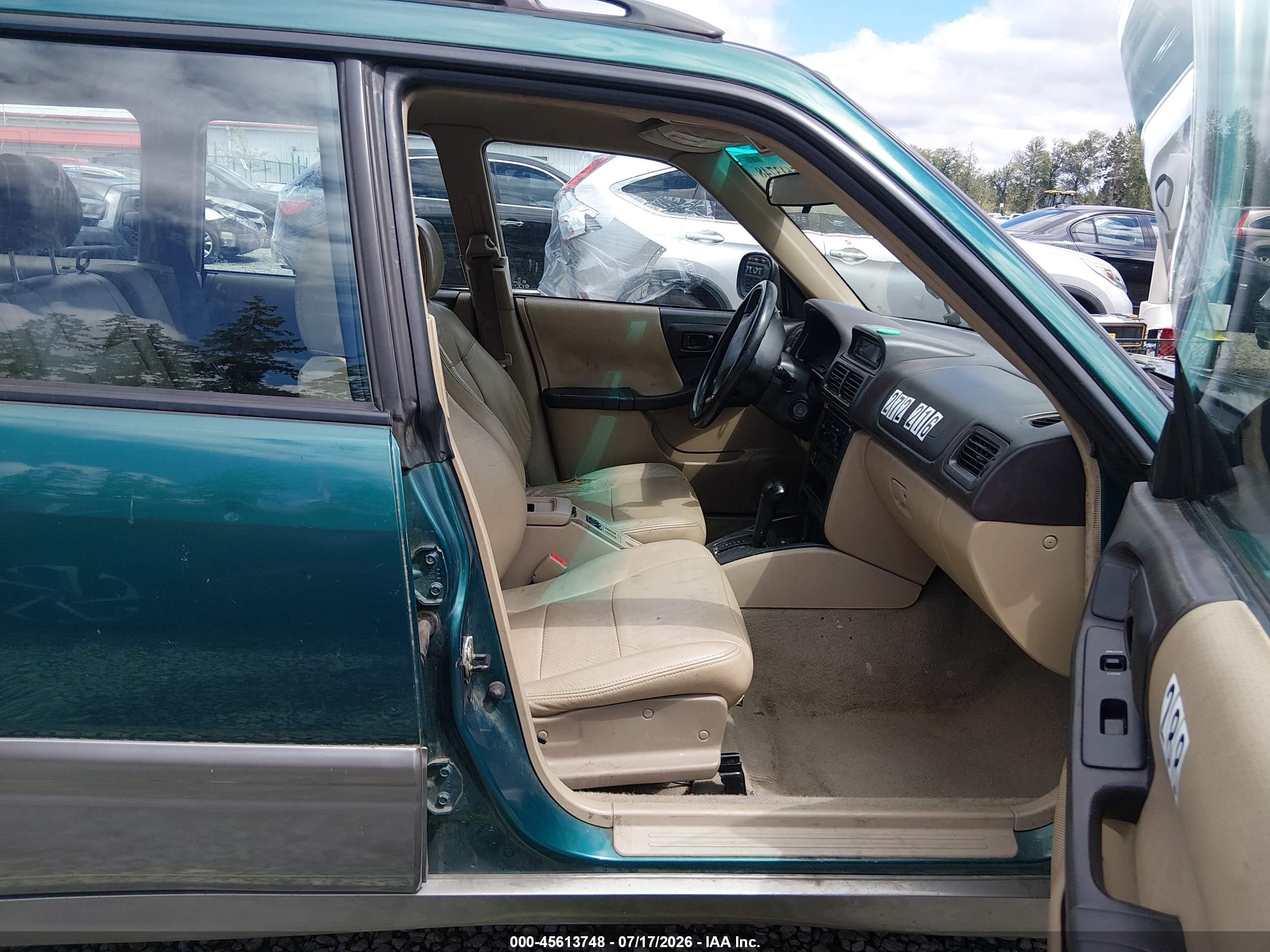 1999 Subaru Forester S Green vin: JF1SF6553XH711806