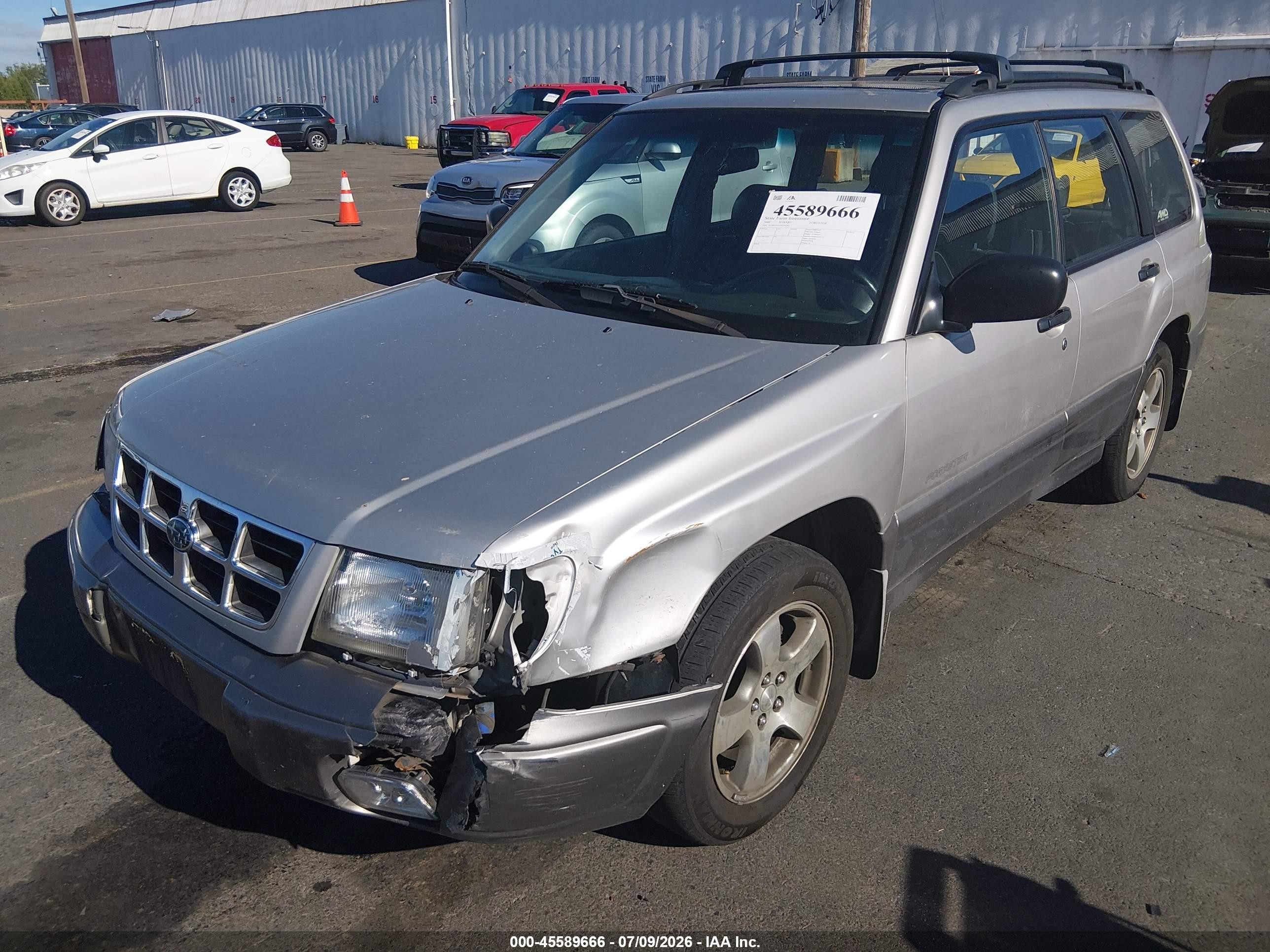 2000 Subaru Forester S Silver vin: JF1SF6553YH716263
