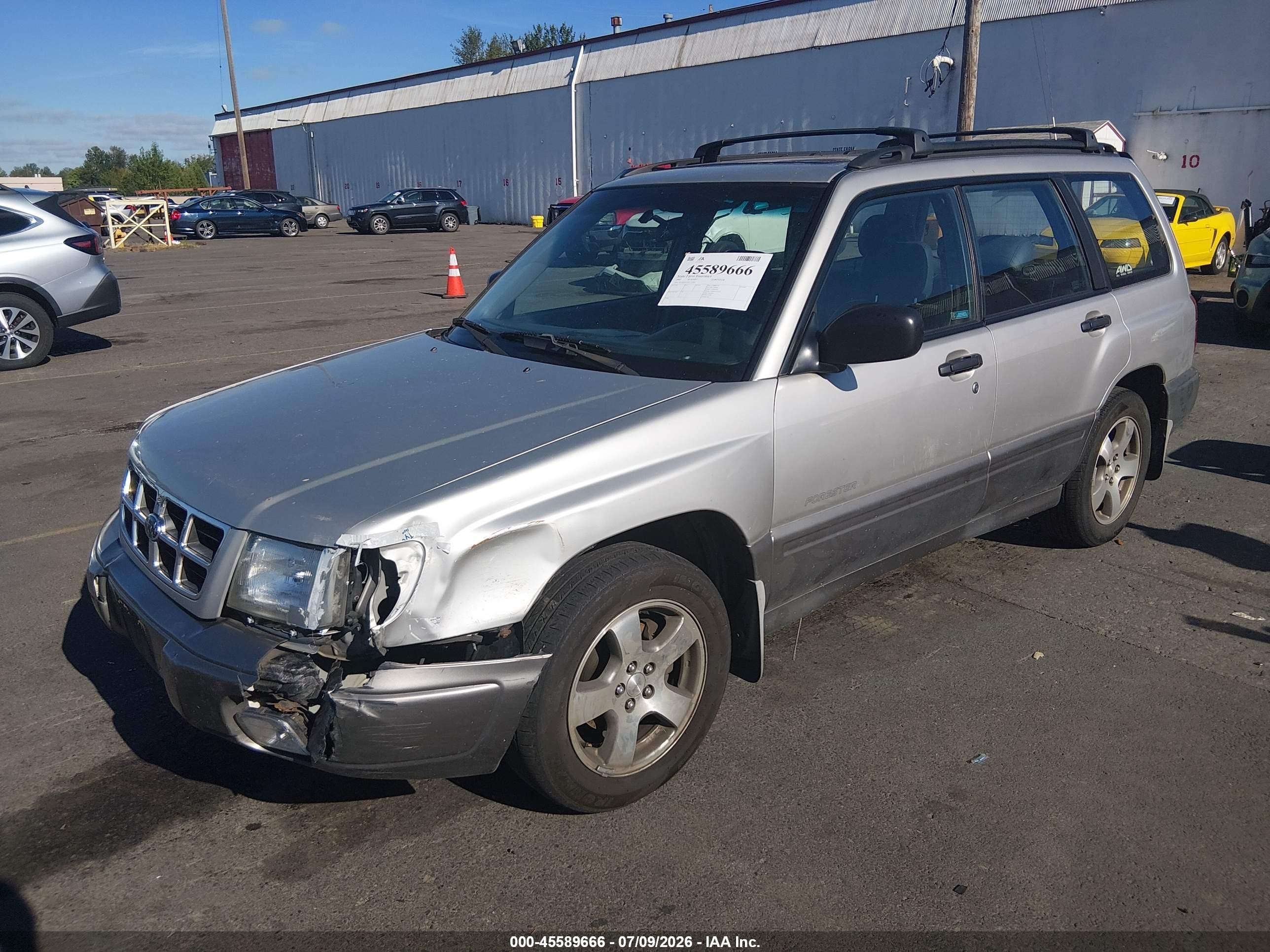 2000 Subaru Forester S Silver vin: JF1SF6553YH716263
