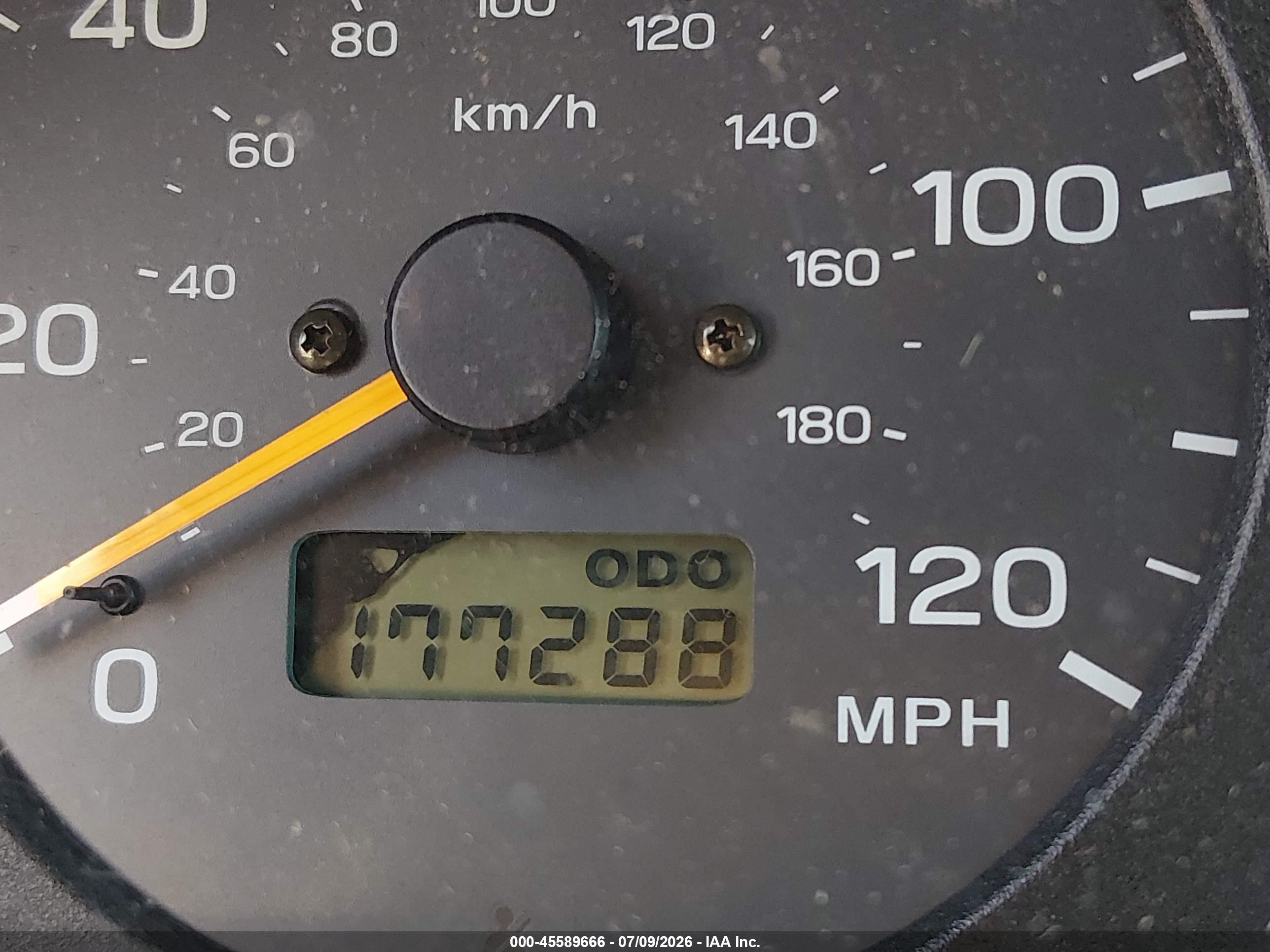 2000 Subaru Forester S Silver vin: JF1SF6553YH716263