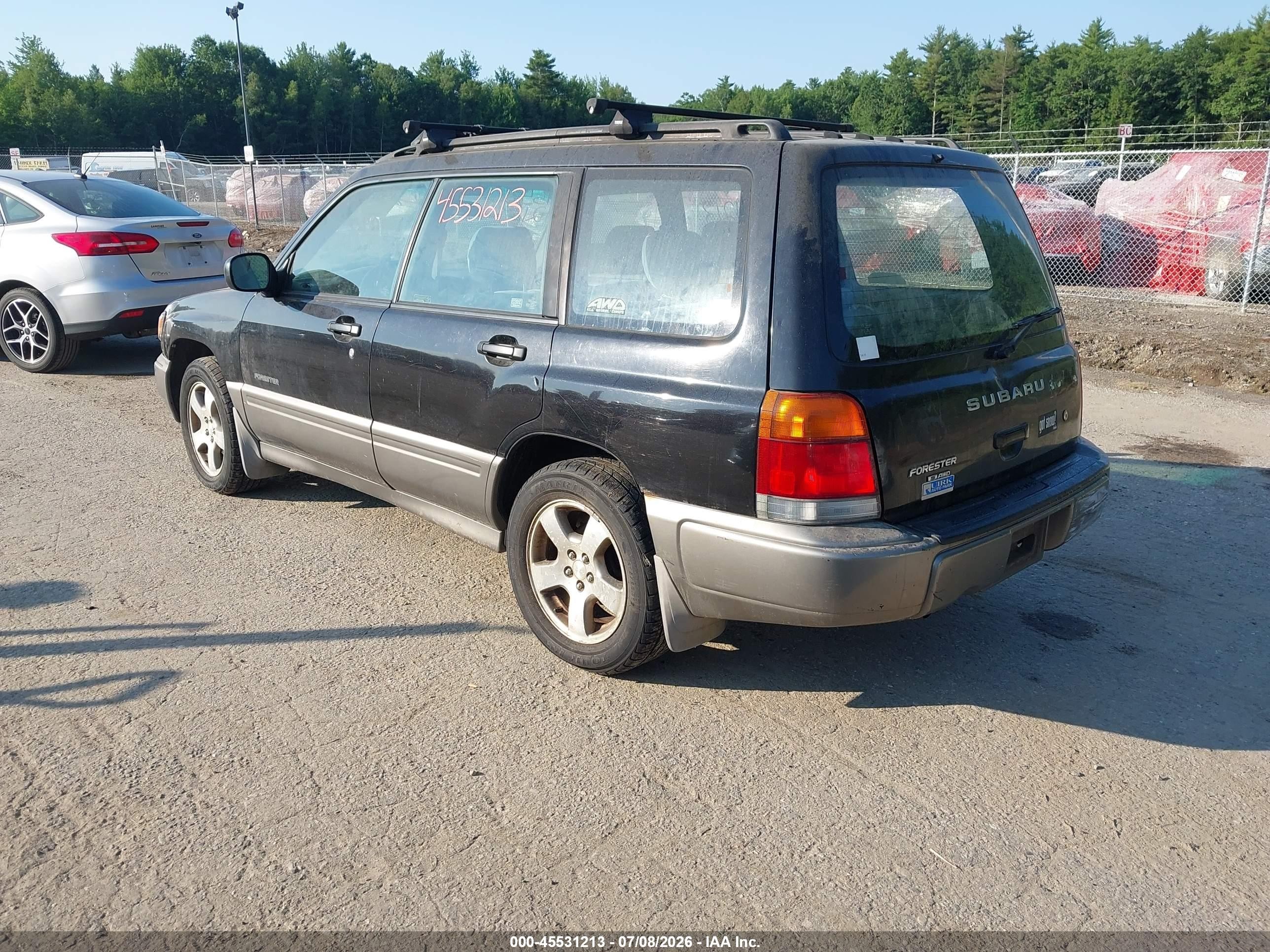 2000 Subaru Forester S Black vin: JF1SF6555YG723897