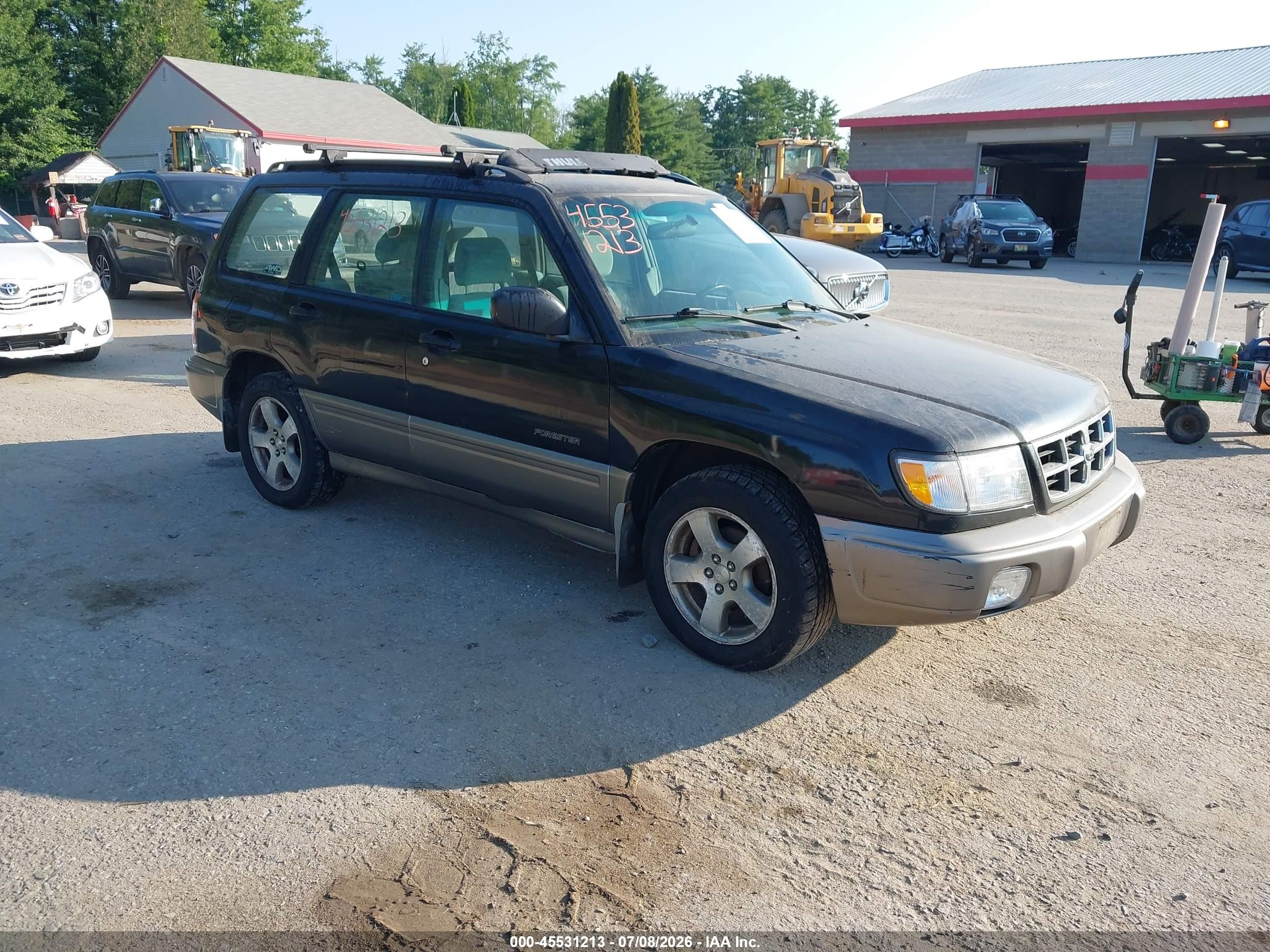 2000 Subaru Forester S Black vin: JF1SF6555YG723897