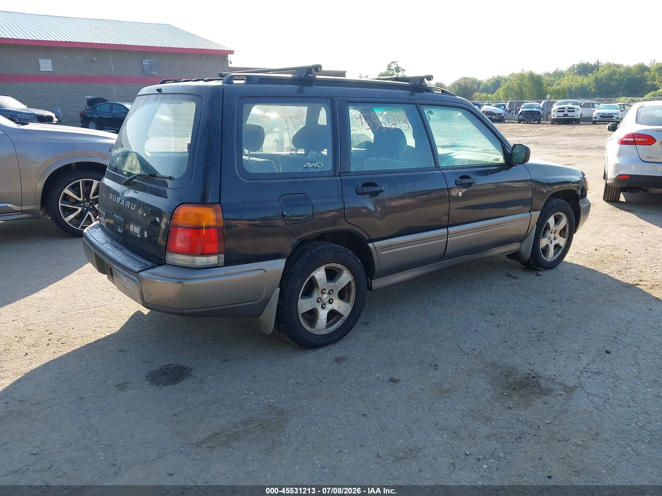 2000 Subaru Forester S Black vin: JF1SF6555YG723897