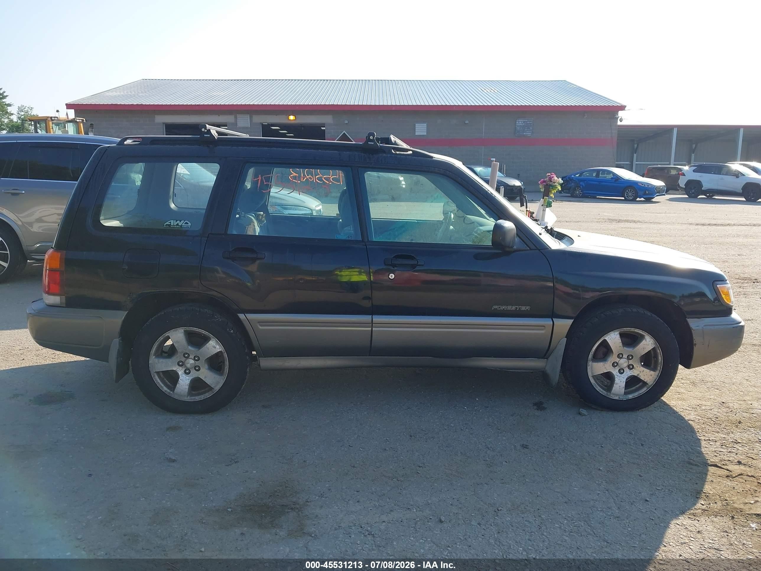 2000 Subaru Forester S Black vin: JF1SF6555YG723897
