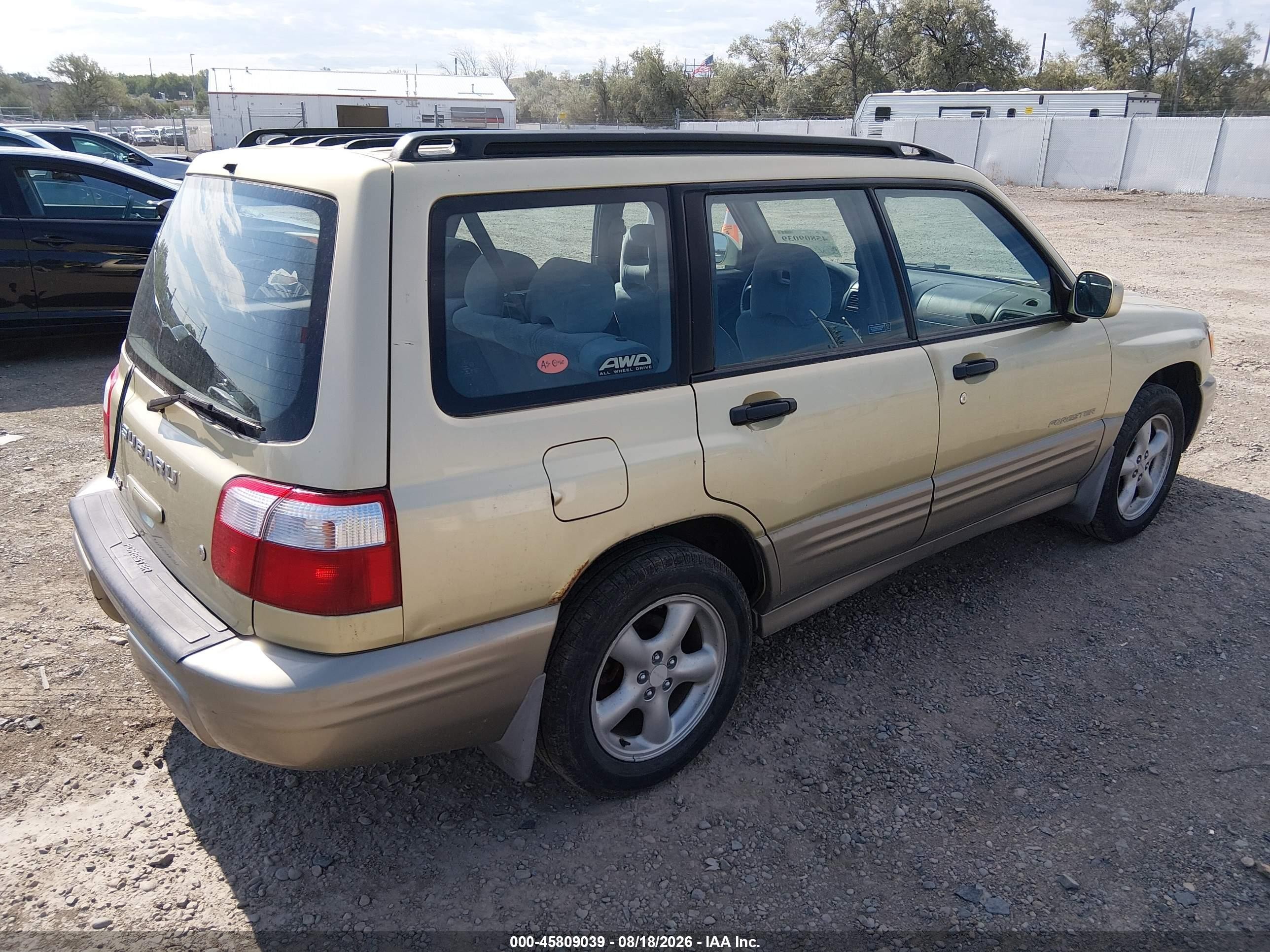 2001 Subaru Forester S Gold vin: JF1SF65571H746324