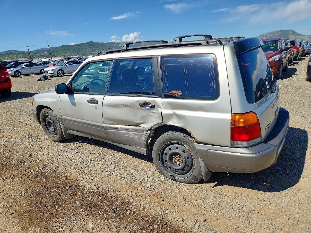 2000 Subaru Forester S Silver vin: JF1SF6557YH715729