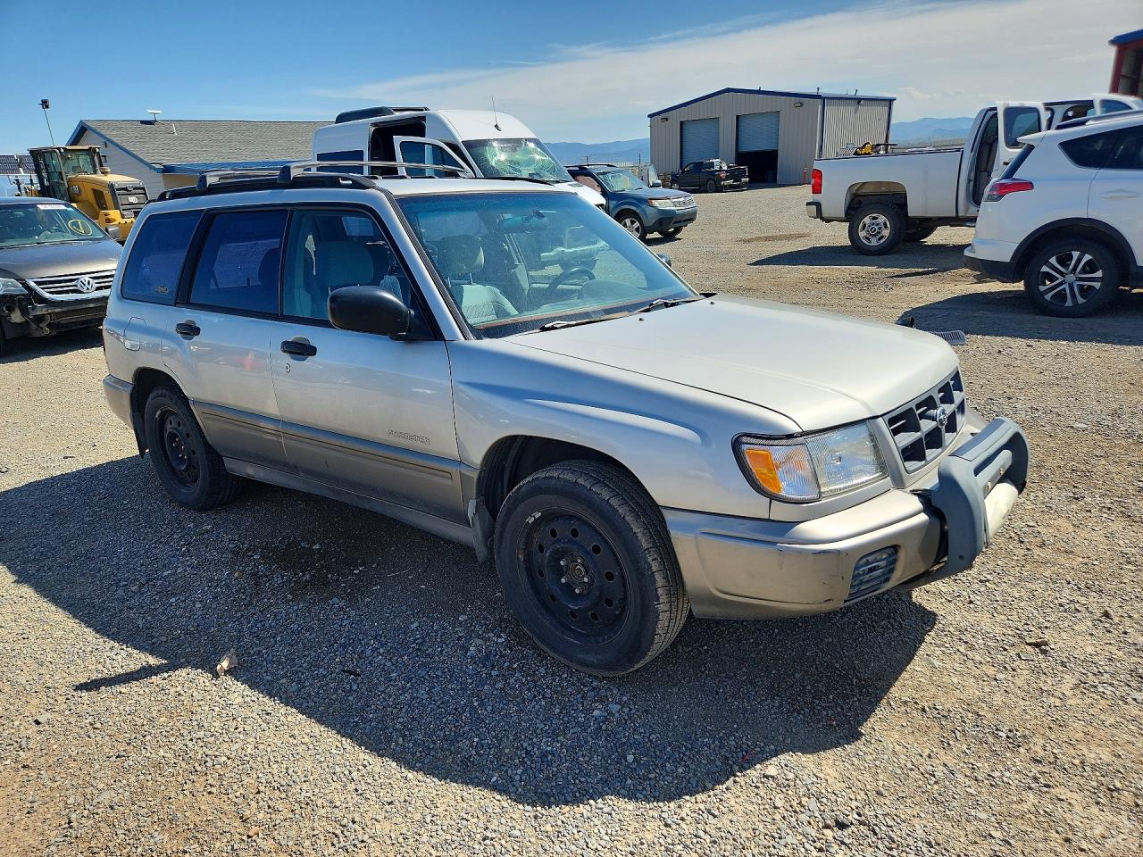 2000 Subaru Forester S Silver vin: JF1SF6557YH715729