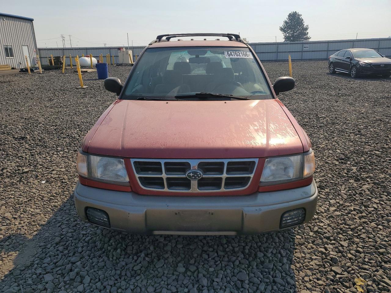 1999 Subaru Forester S Red vin: JF1SF6559XH723247