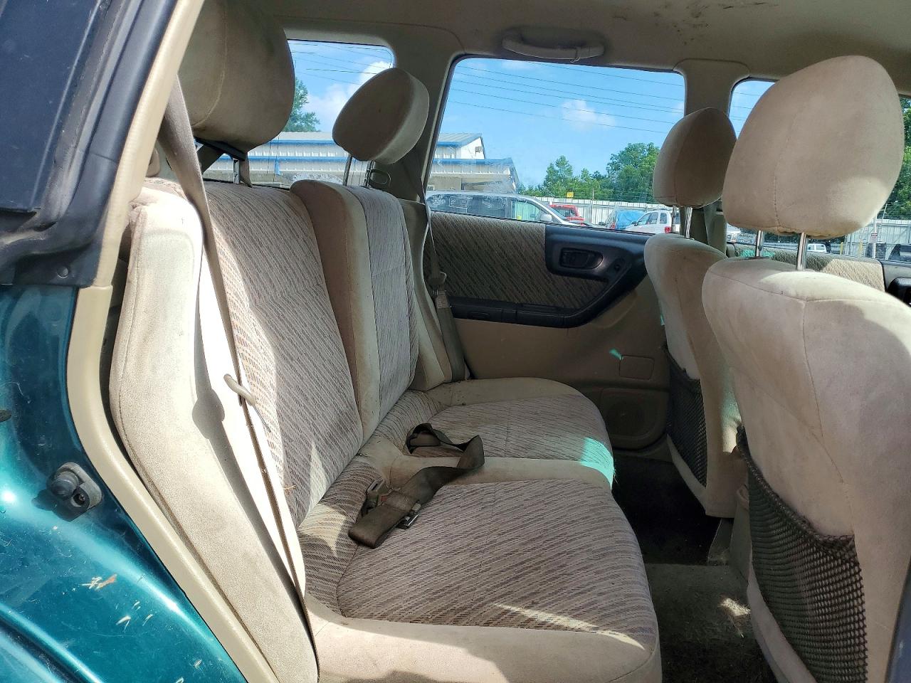 1999 Subaru Forester S Зеленый vin: JF1SF6559XH732675