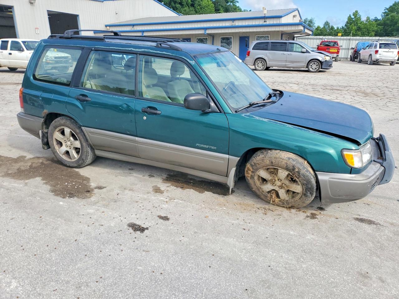 1999 Subaru Forester S Зеленый vin: JF1SF6559XH732675