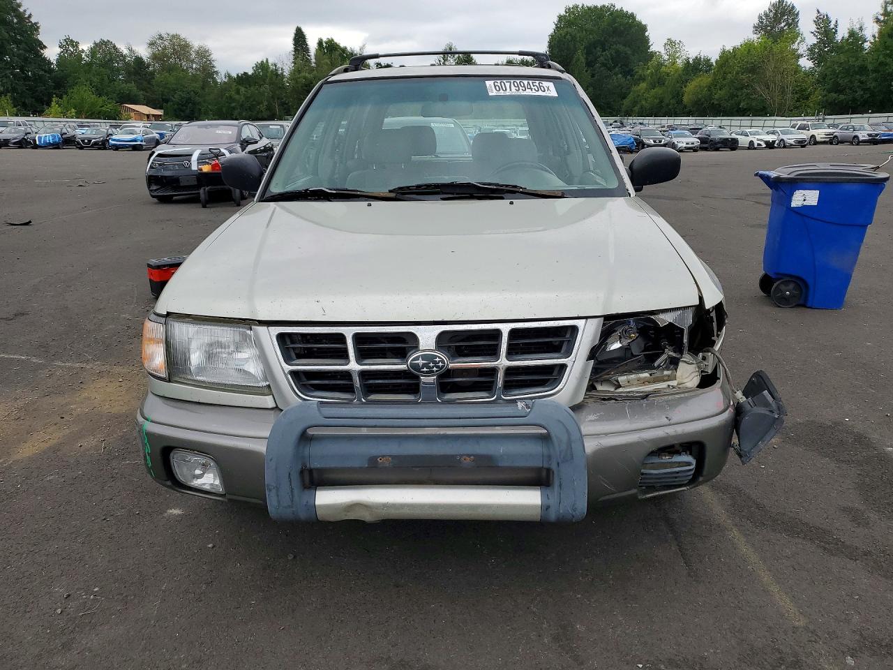 1999 Subaru Forester S Beige vin: JF1SF655XXG748535