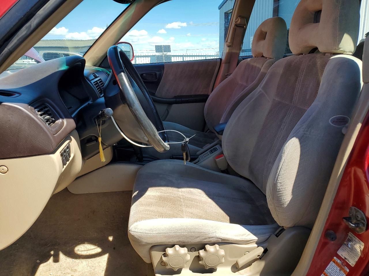 2001 Subaru Forester S Red vin: JF1SF65601H751518