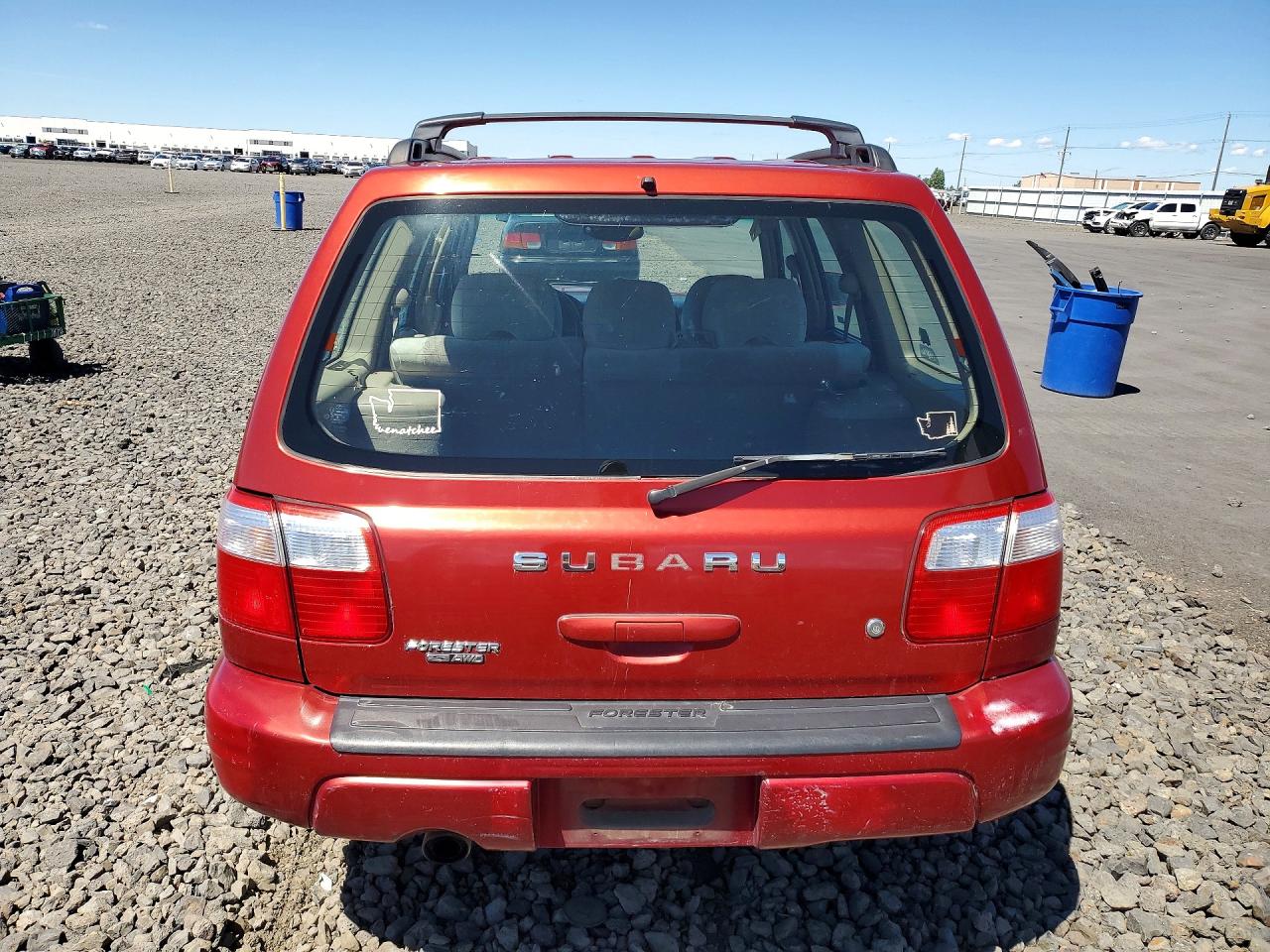 2001 Subaru Forester S Red vin: JF1SF65601H751518