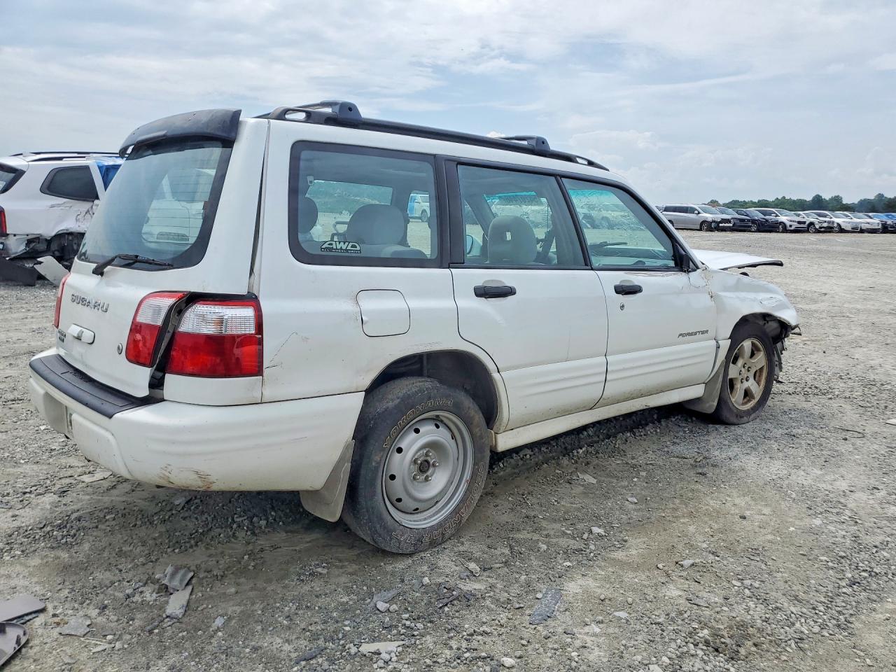 2002 Subaru Forester S White vin: JF1SF65632H709815