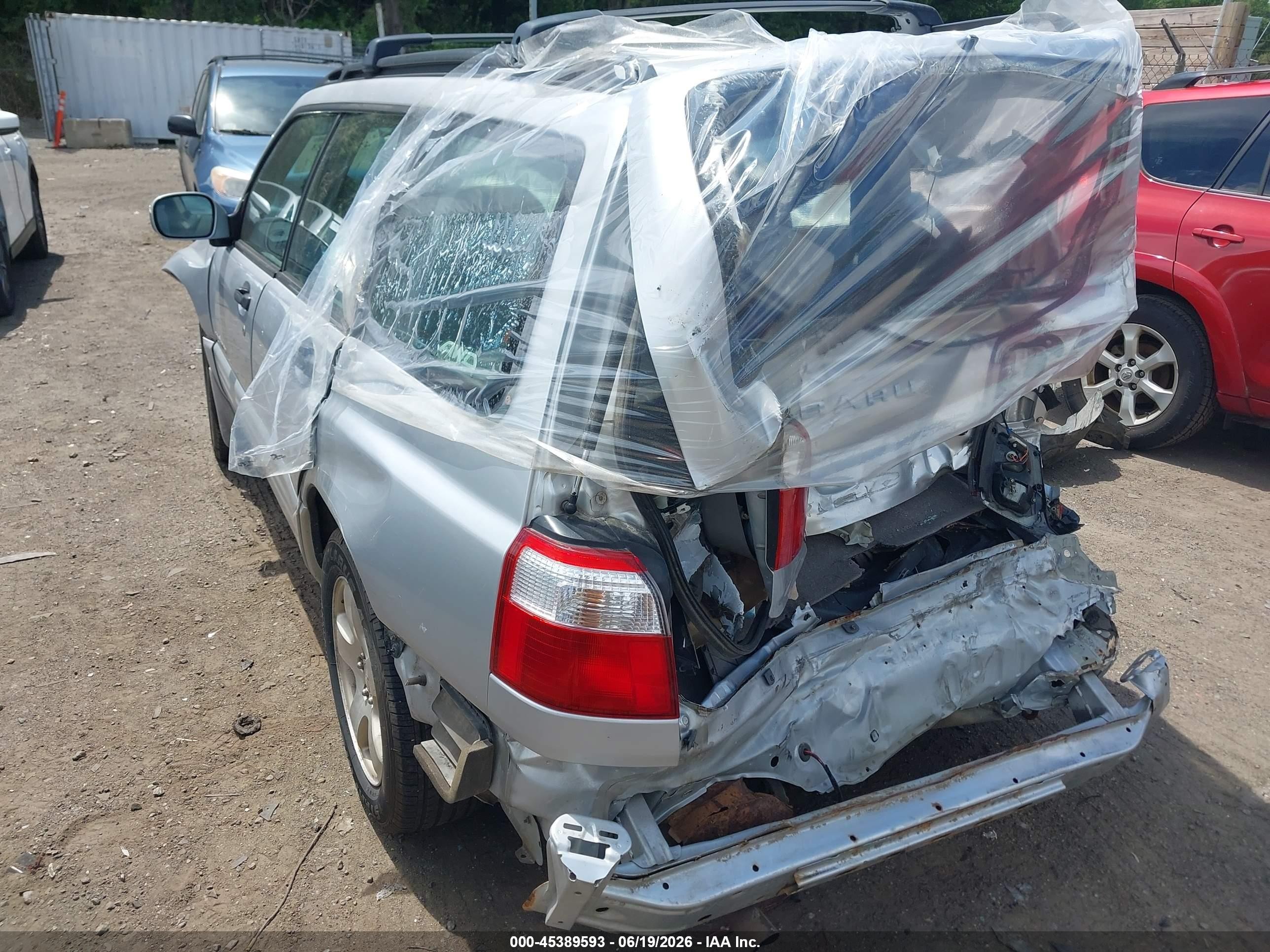 2002 Subaru Forester S Серебряный vin: JF1SF65652H735140