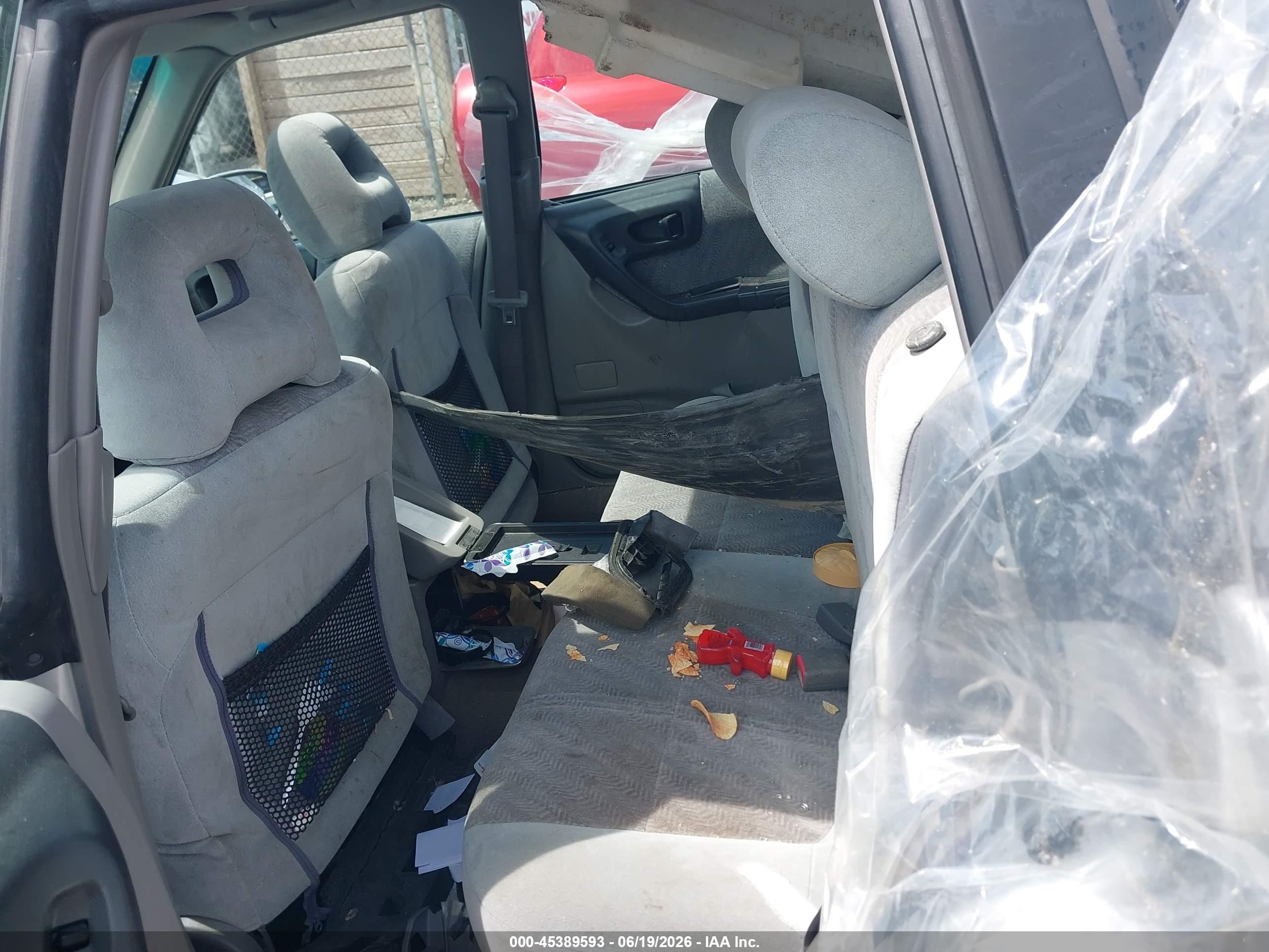 2002 Subaru Forester S Серебряный vin: JF1SF65652H735140