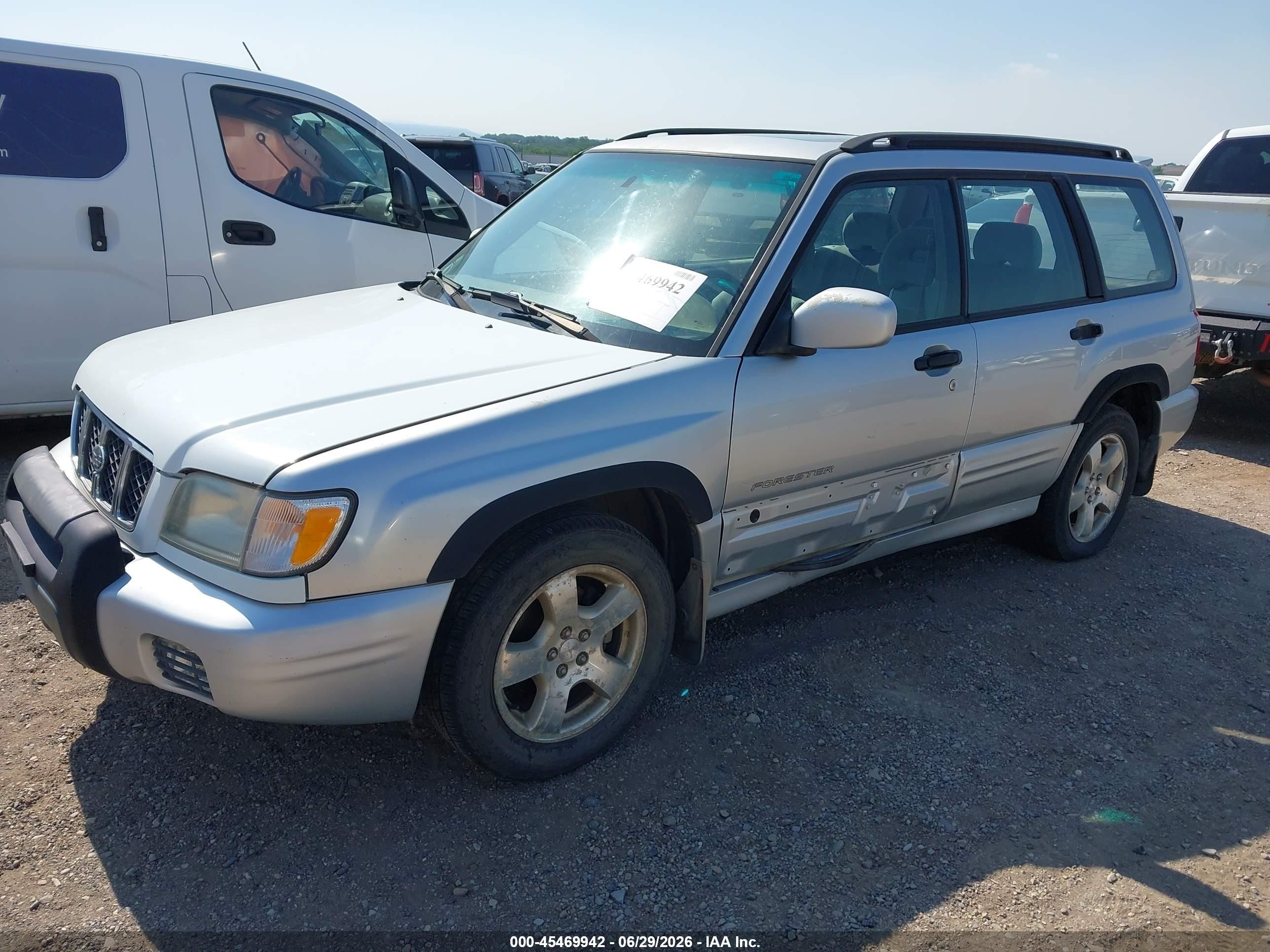 2002 Subaru Forester S Silver vin: JF1SF65672H735530