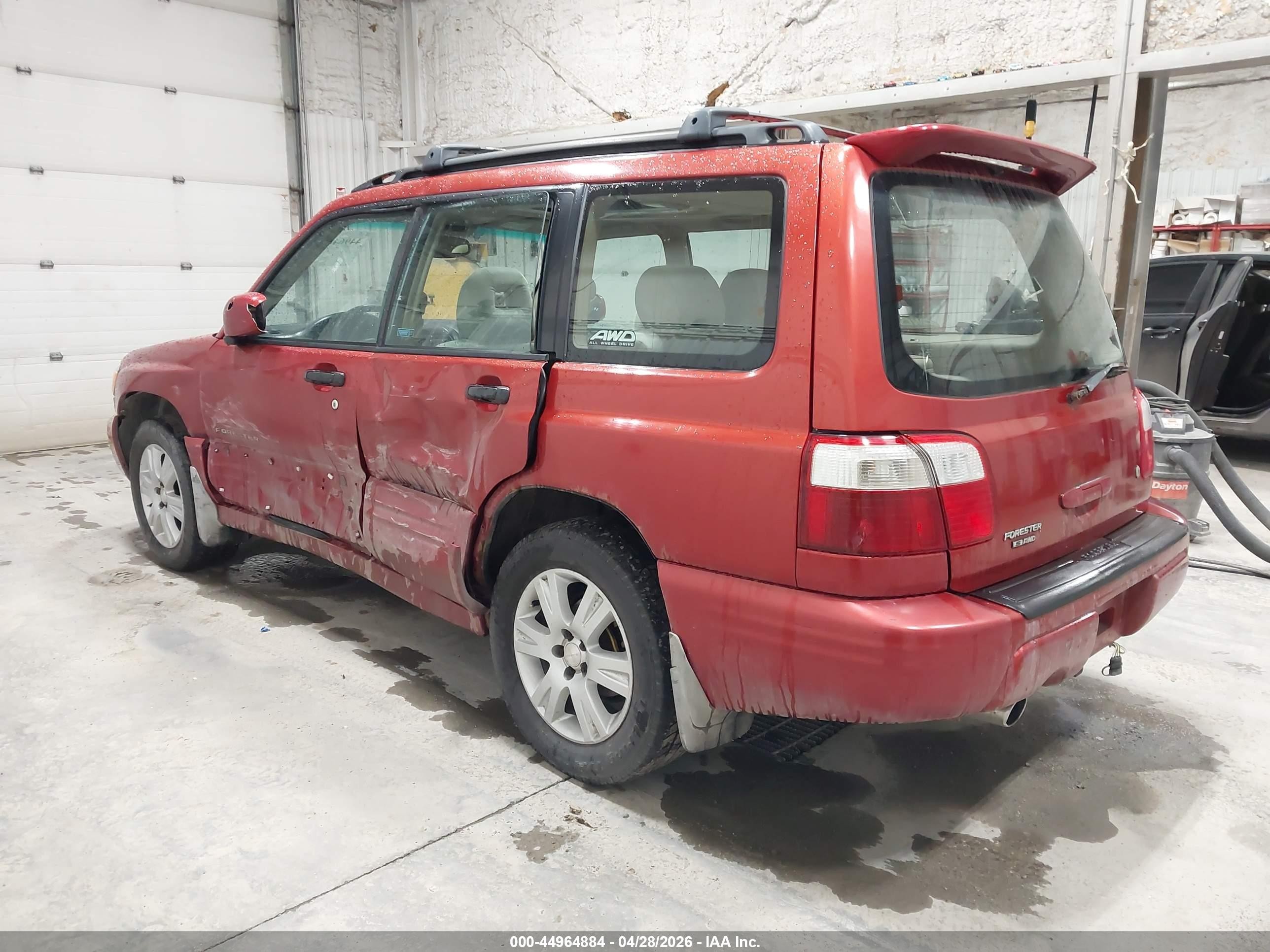 2001 Subaru Forester S Red vin: JF1SF65681H735471